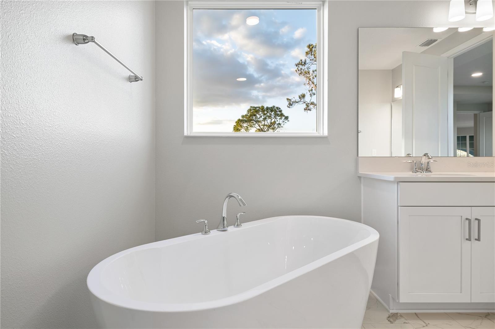 Image 71 of 85 For 17384 Glossy Pomelo Way