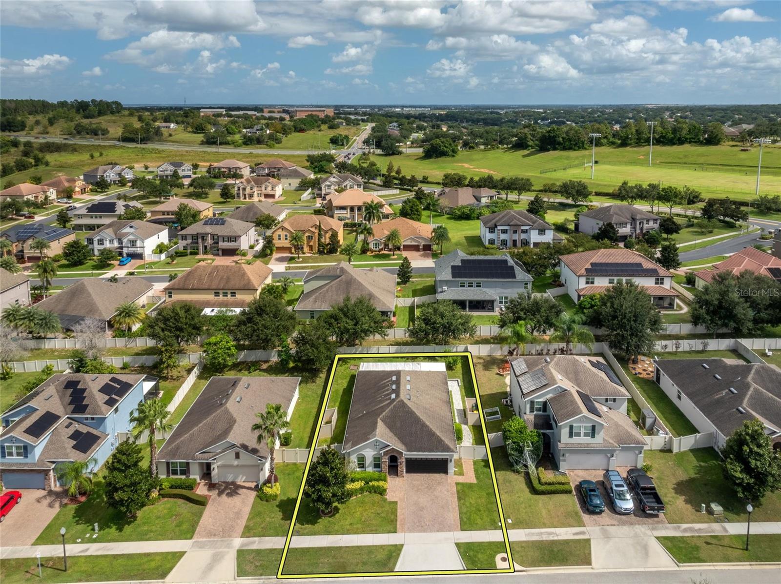 Image 3 of 21 For 2475 Hastings Boulevard