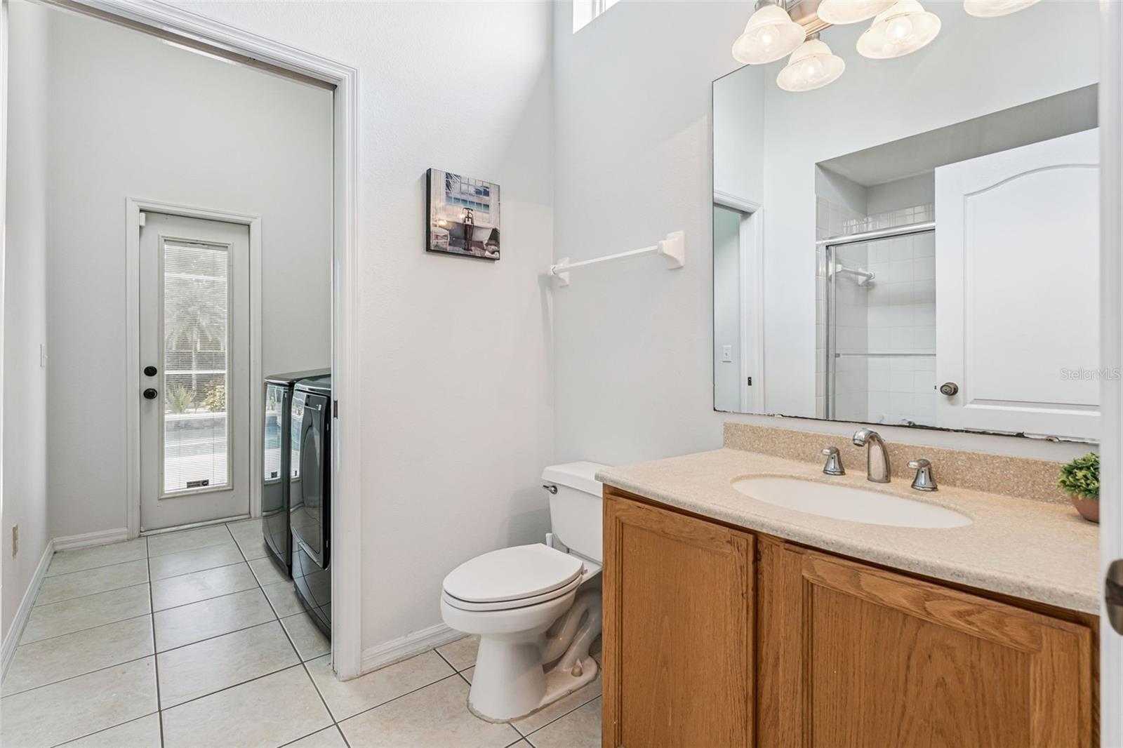 Image 20 of 46 For 549 Lakehaven Circle