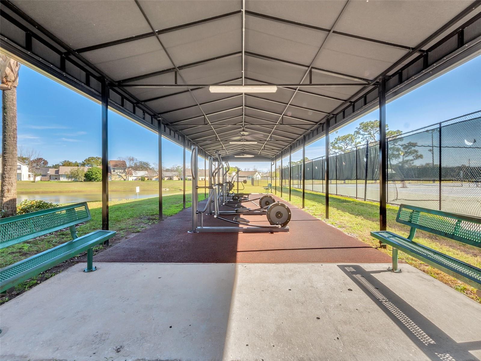 Image 35 of 46 For 549 Lakehaven Circle