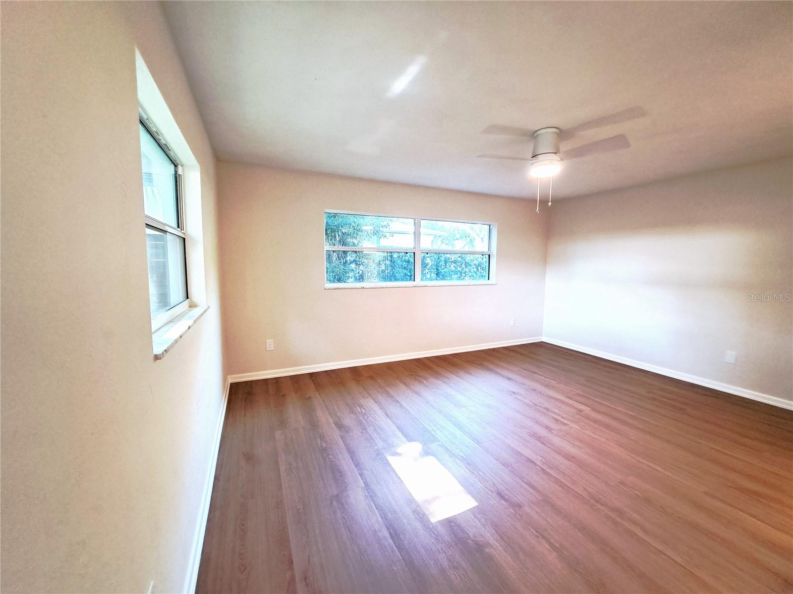 Image 34 of 52 For 1730 Oneco Avenue