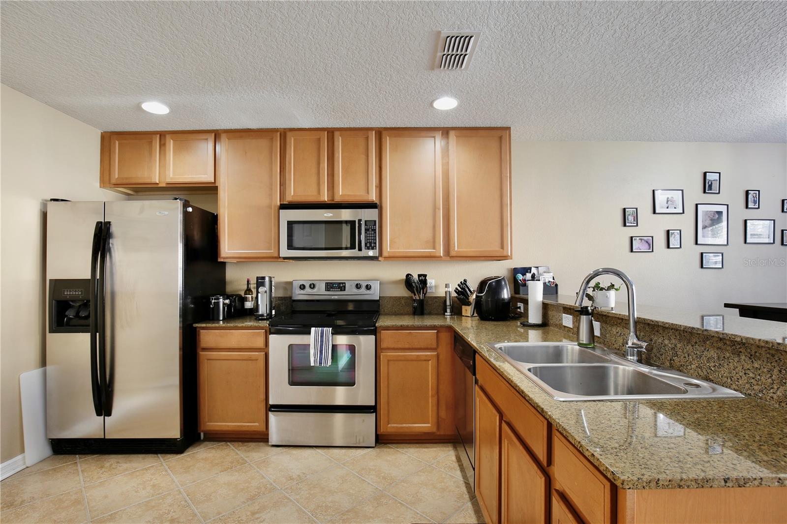 Image 10 of 23 For 3858 Shaftbury Place