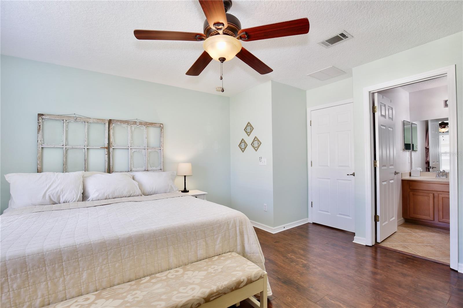 Image 15 of 23 For 3858 Shaftbury Place