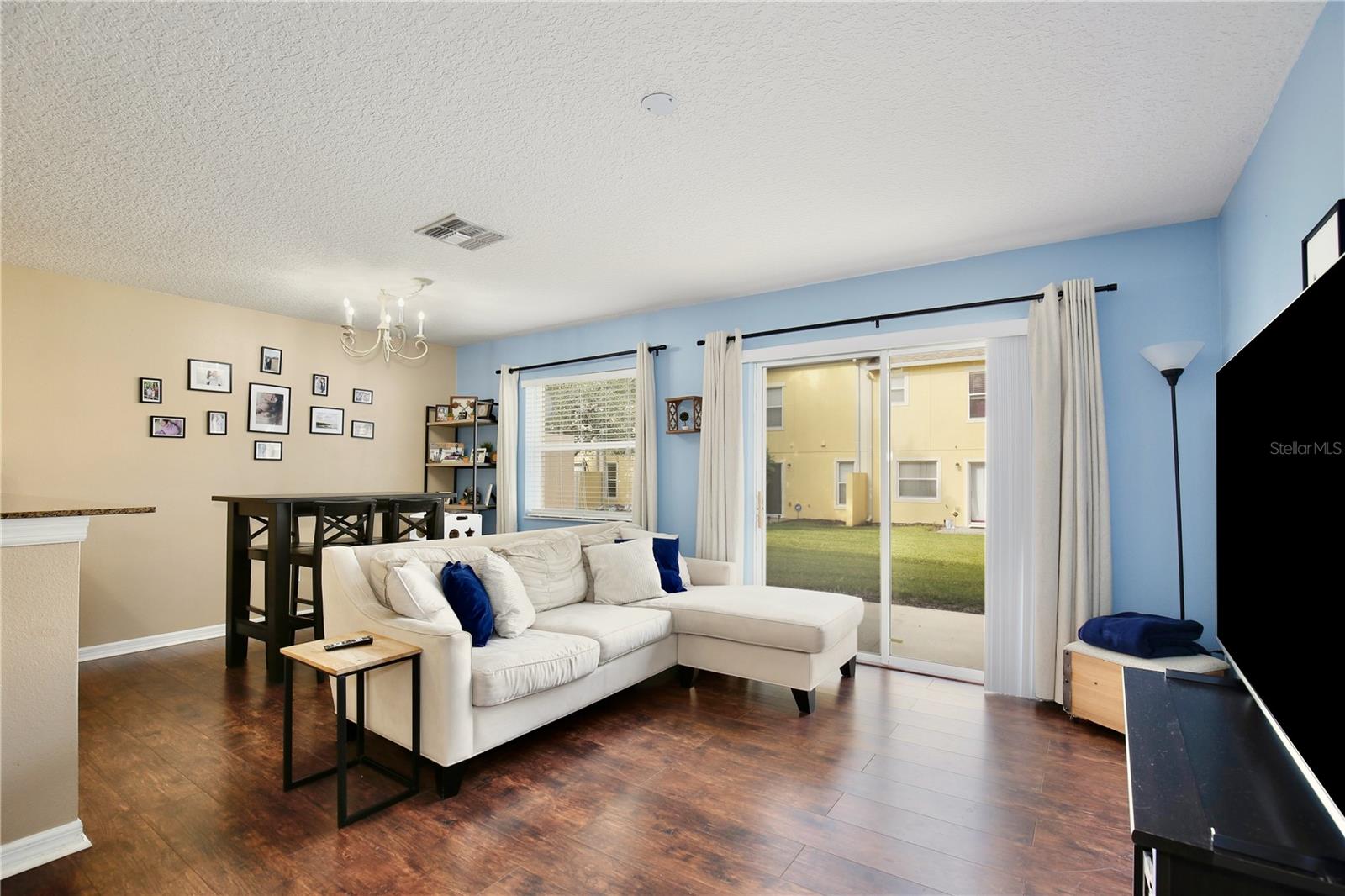 Image 6 of 23 For 3858 Shaftbury Place