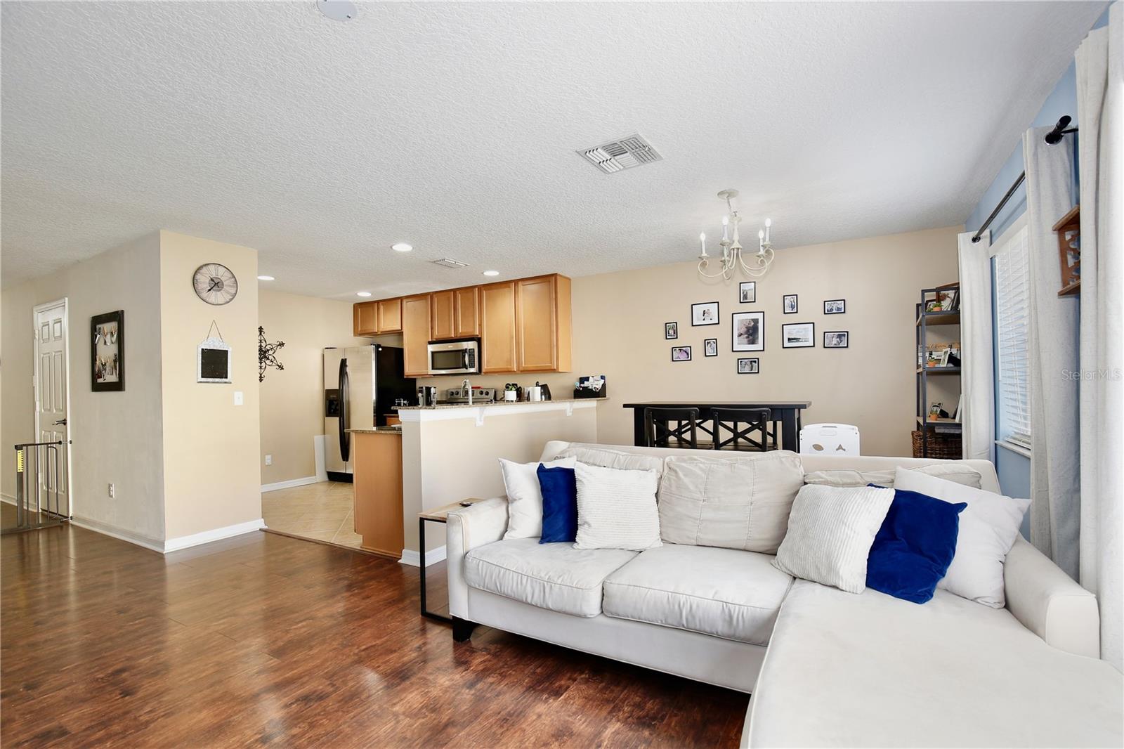 Image 7 of 23 For 3858 Shaftbury Place