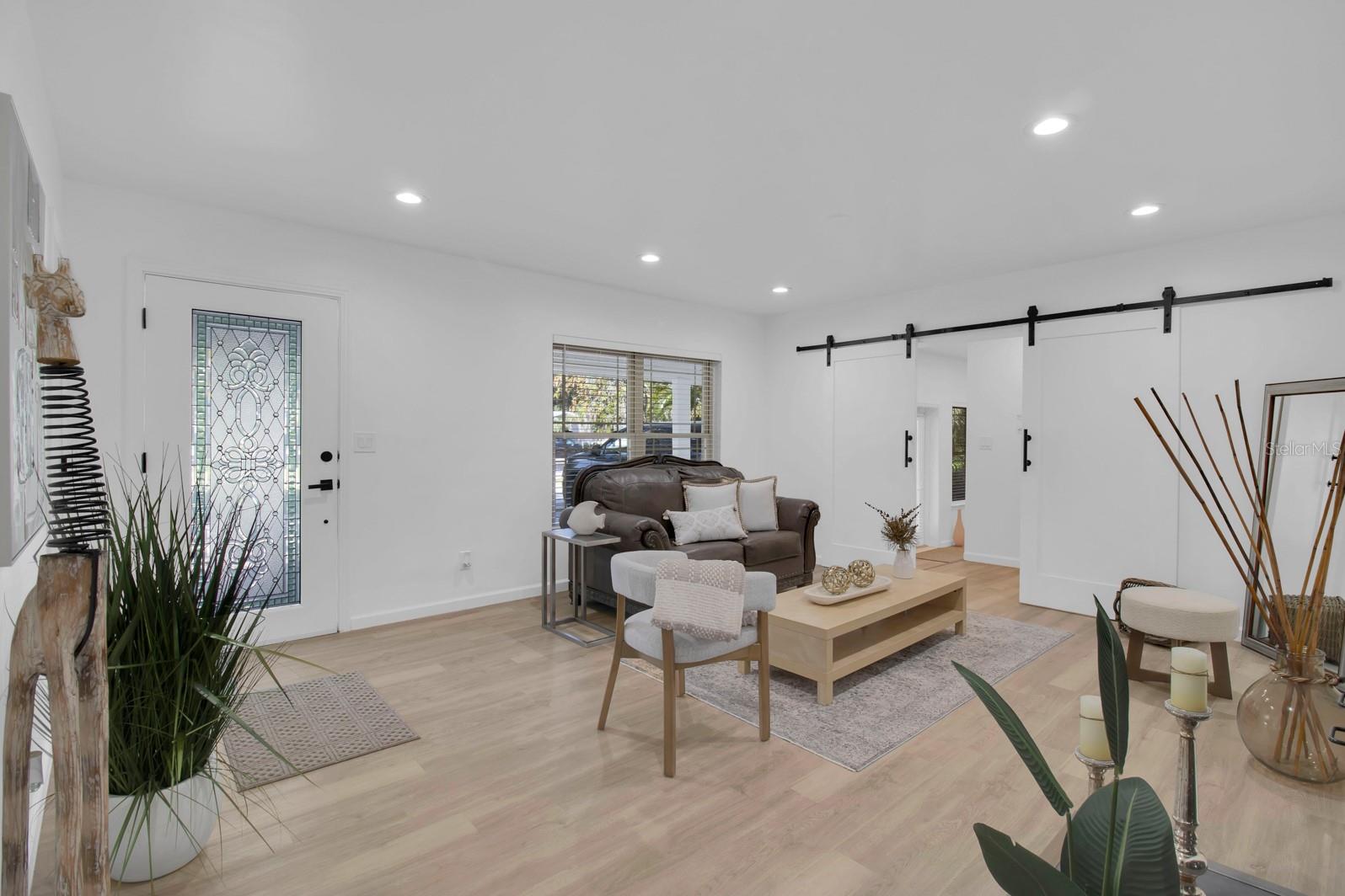 Image 5 of 14 For 245 George Avenue