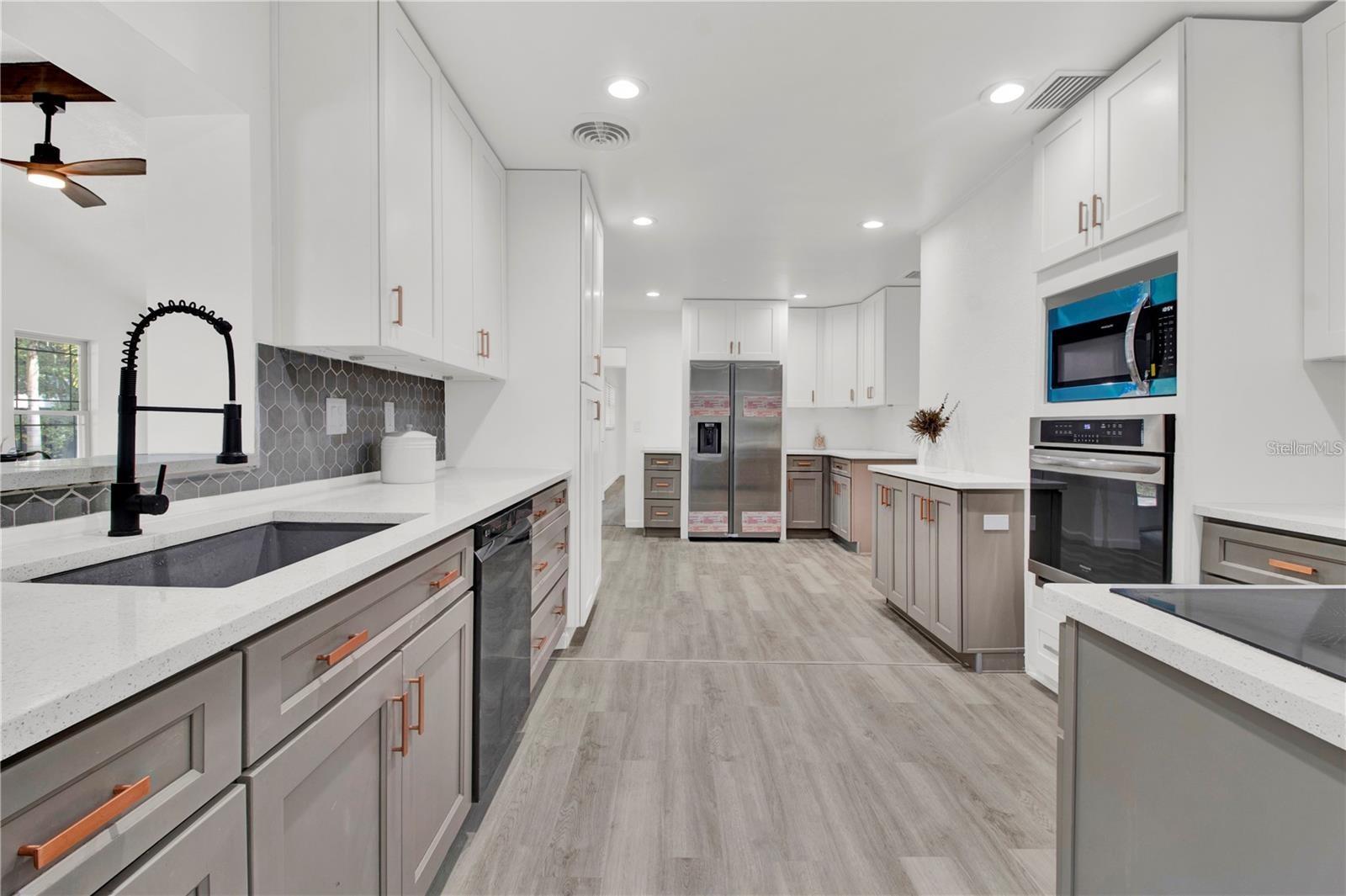 Image 8 of 14 For 245 George Avenue