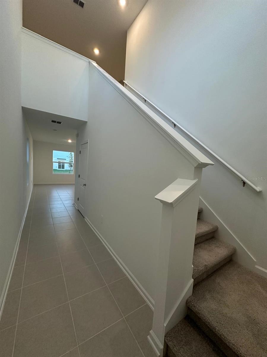 Image 11 of 25 For 3682 Hardman Dr