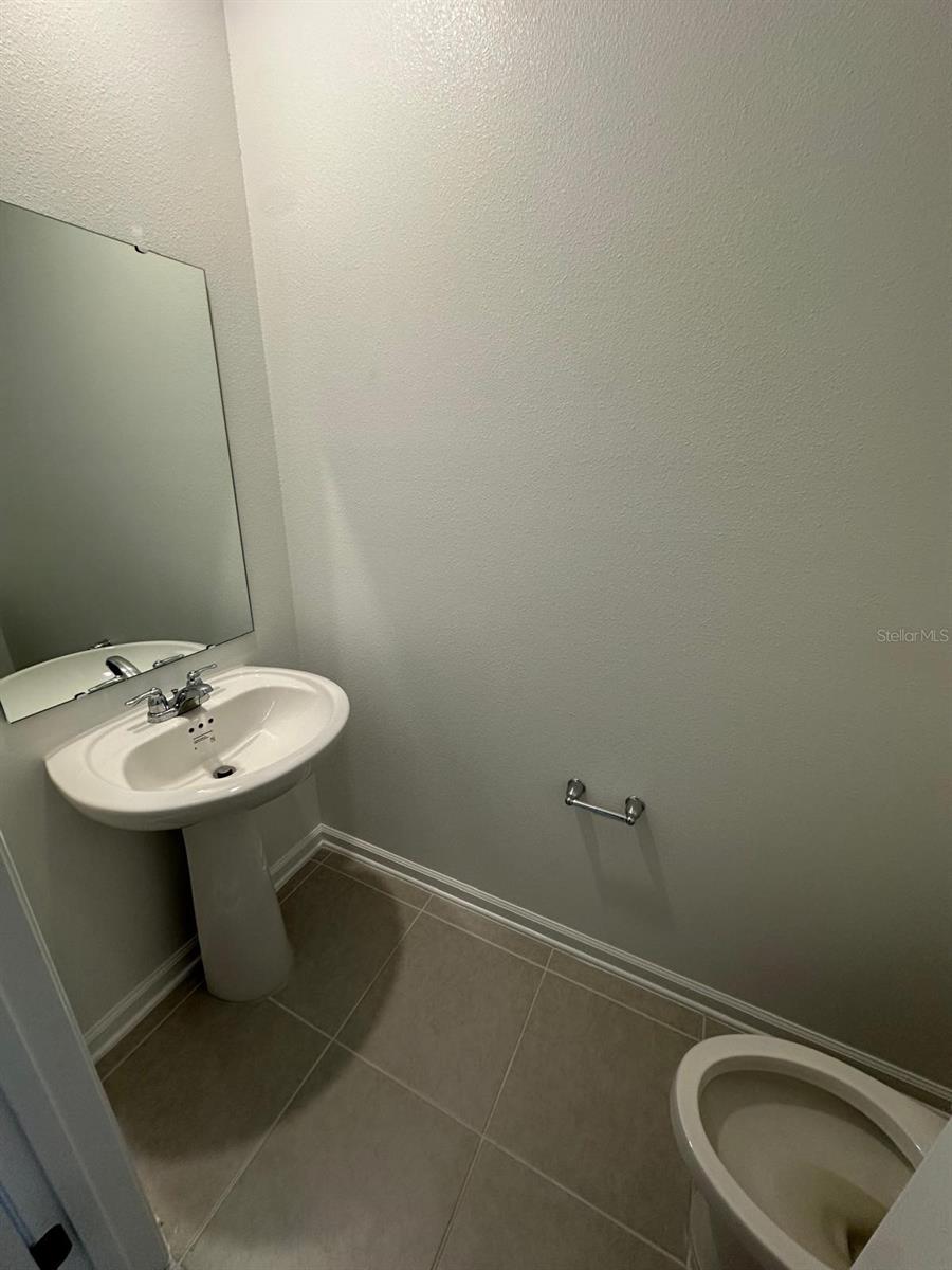 Image 9 of 25 For 3682 Hardman Dr