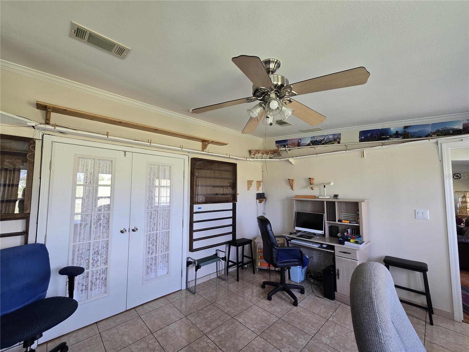 Image 22 of 39 For 3653 Parway Road 1169