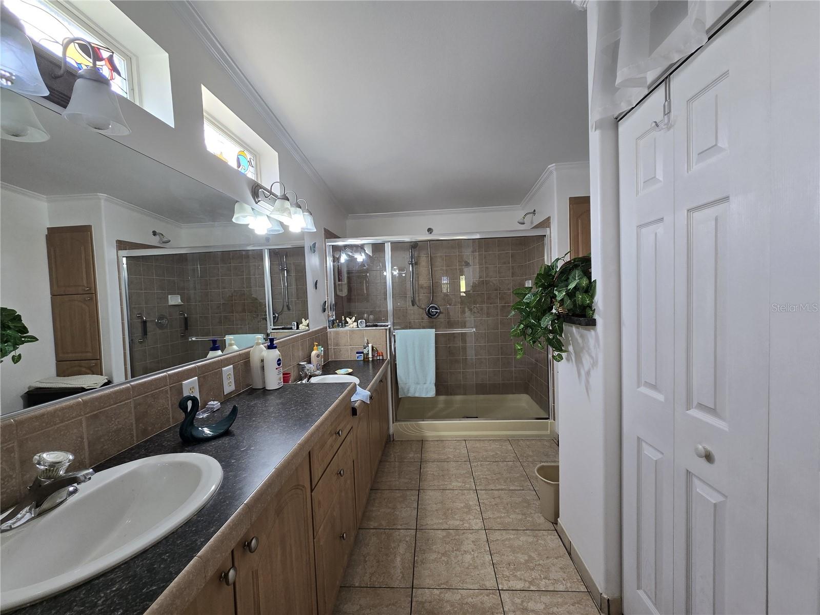 Image 24 of 39 For 3653 Parway Road 1169