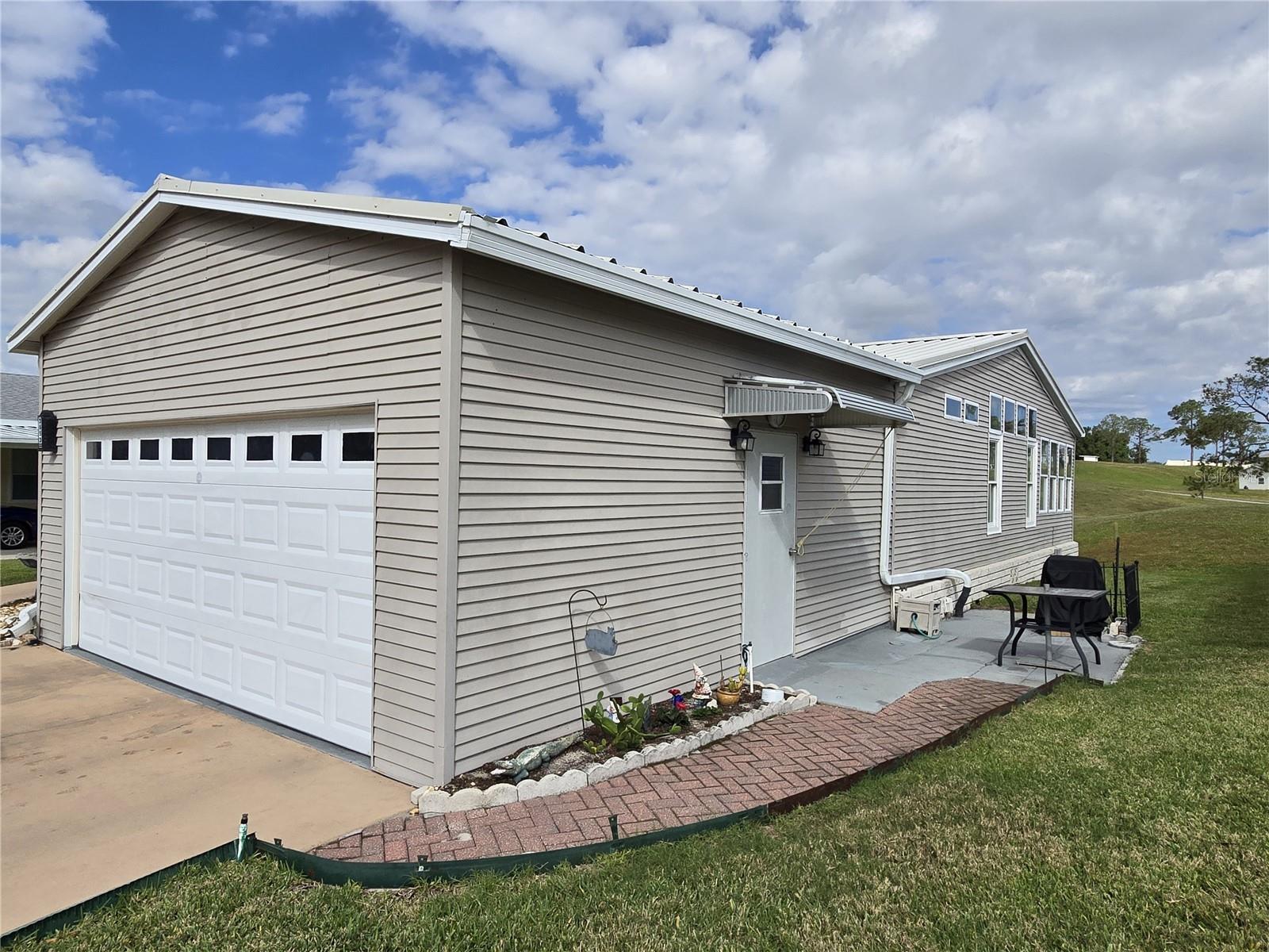 Image 3 of 39 For 3653 Parway Road 1169