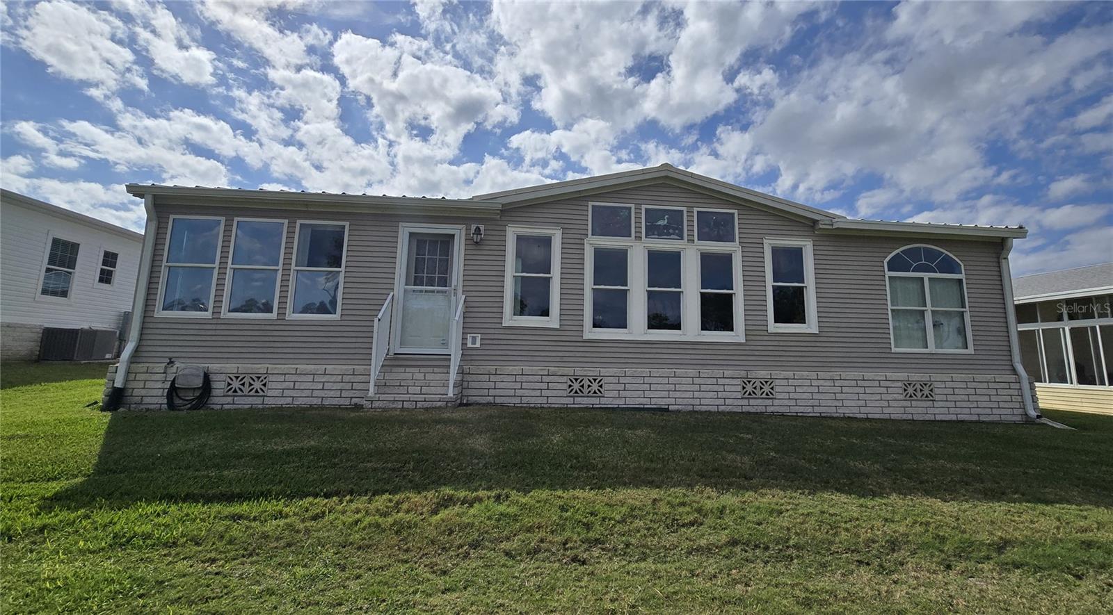 Image 4 of 39 For 3653 Parway Road 1169