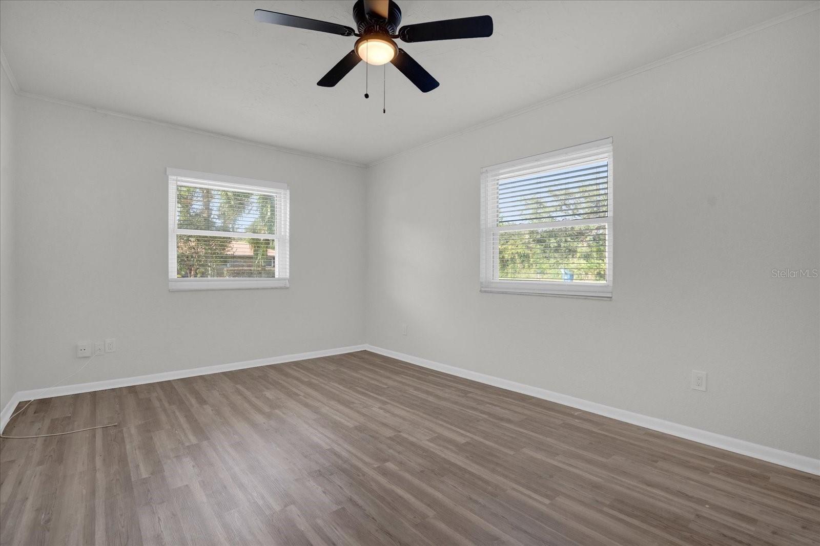 Image 17 of 34 For 32 Virginia Avenue