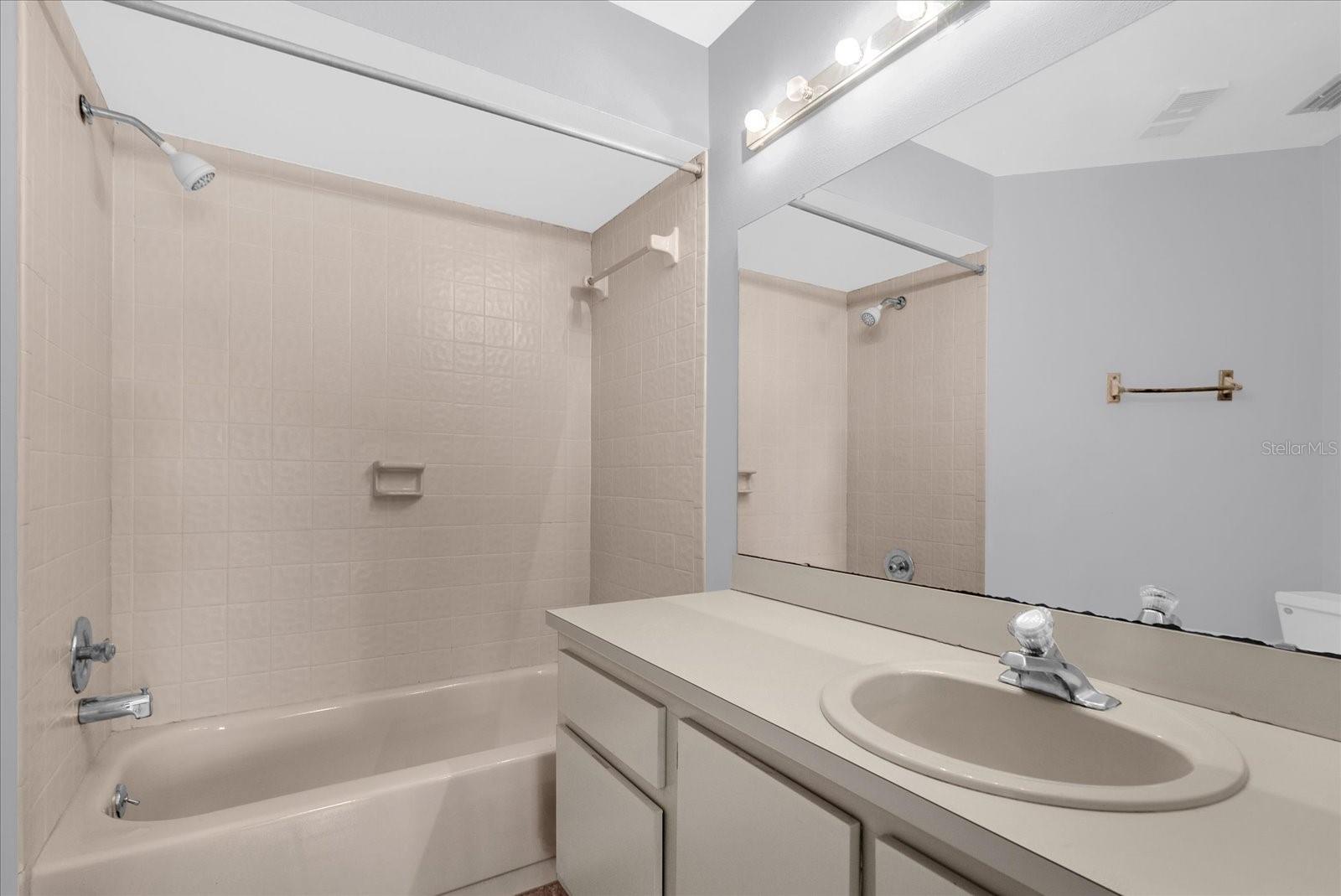 Image 13 of 28 For 3647 Atrium Drive 2