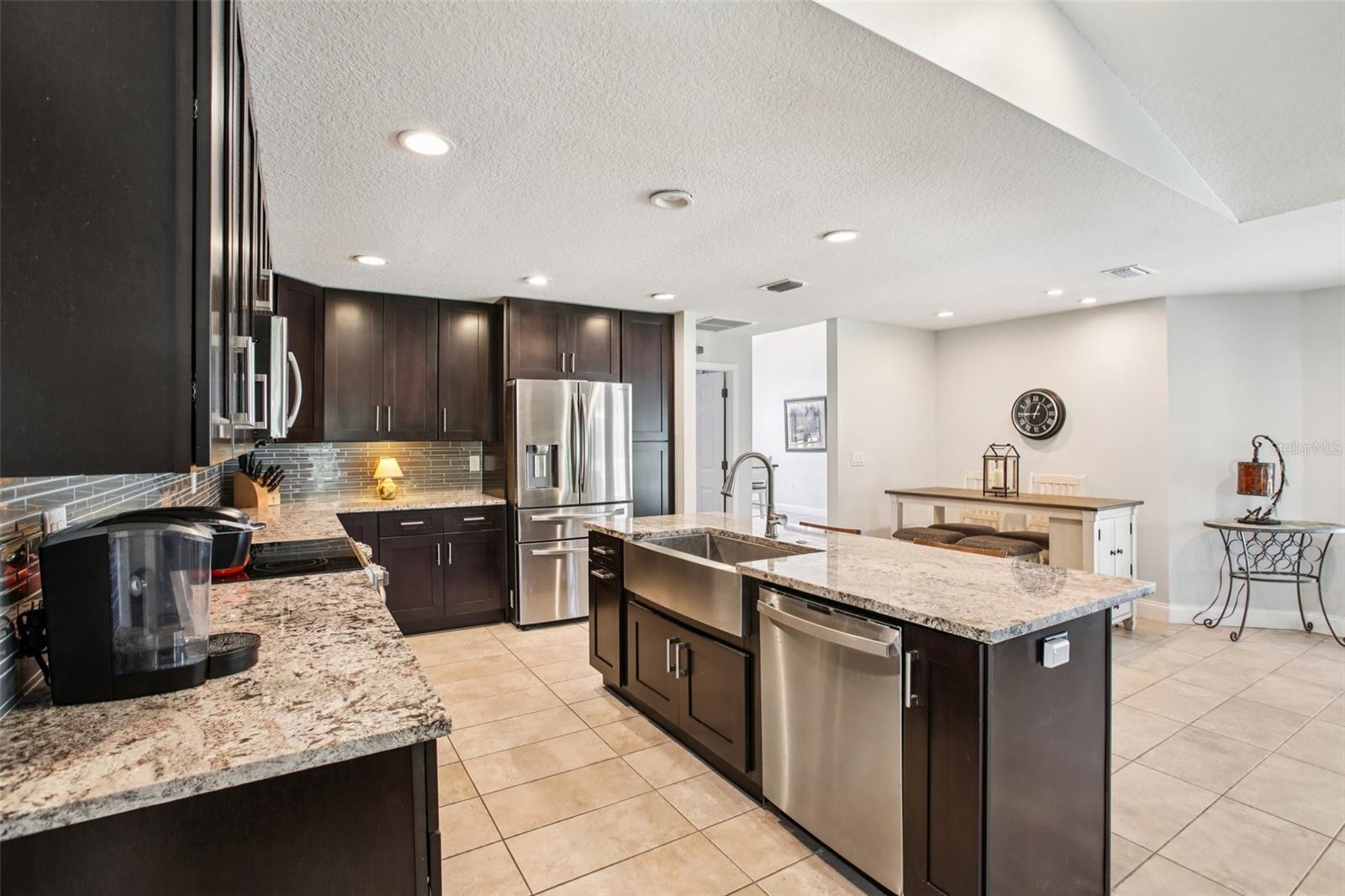 Image 17 of 46 For 2654 Crystal Circle