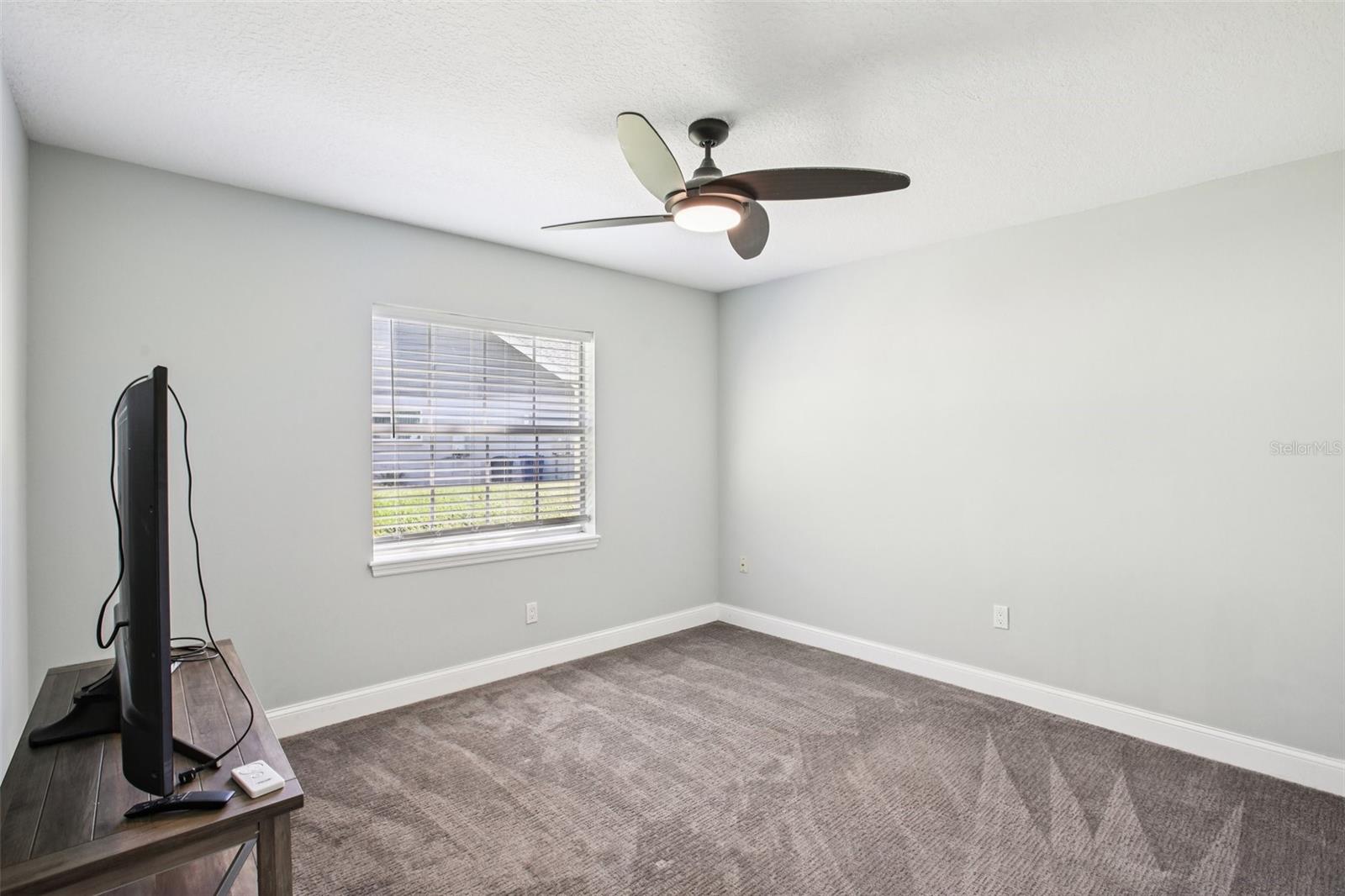 Image 28 of 46 For 2654 Crystal Circle