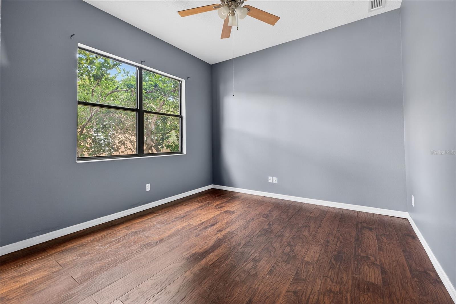 Image 10 of 24 For 7019 43rd Avenue E