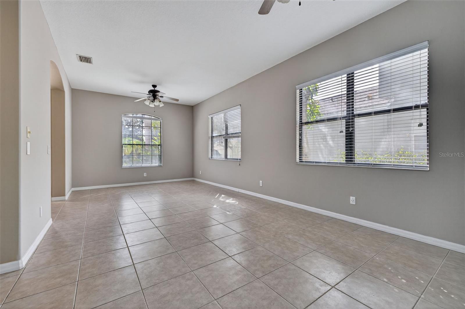 Image 20 of 24 For 7019 43rd Avenue E