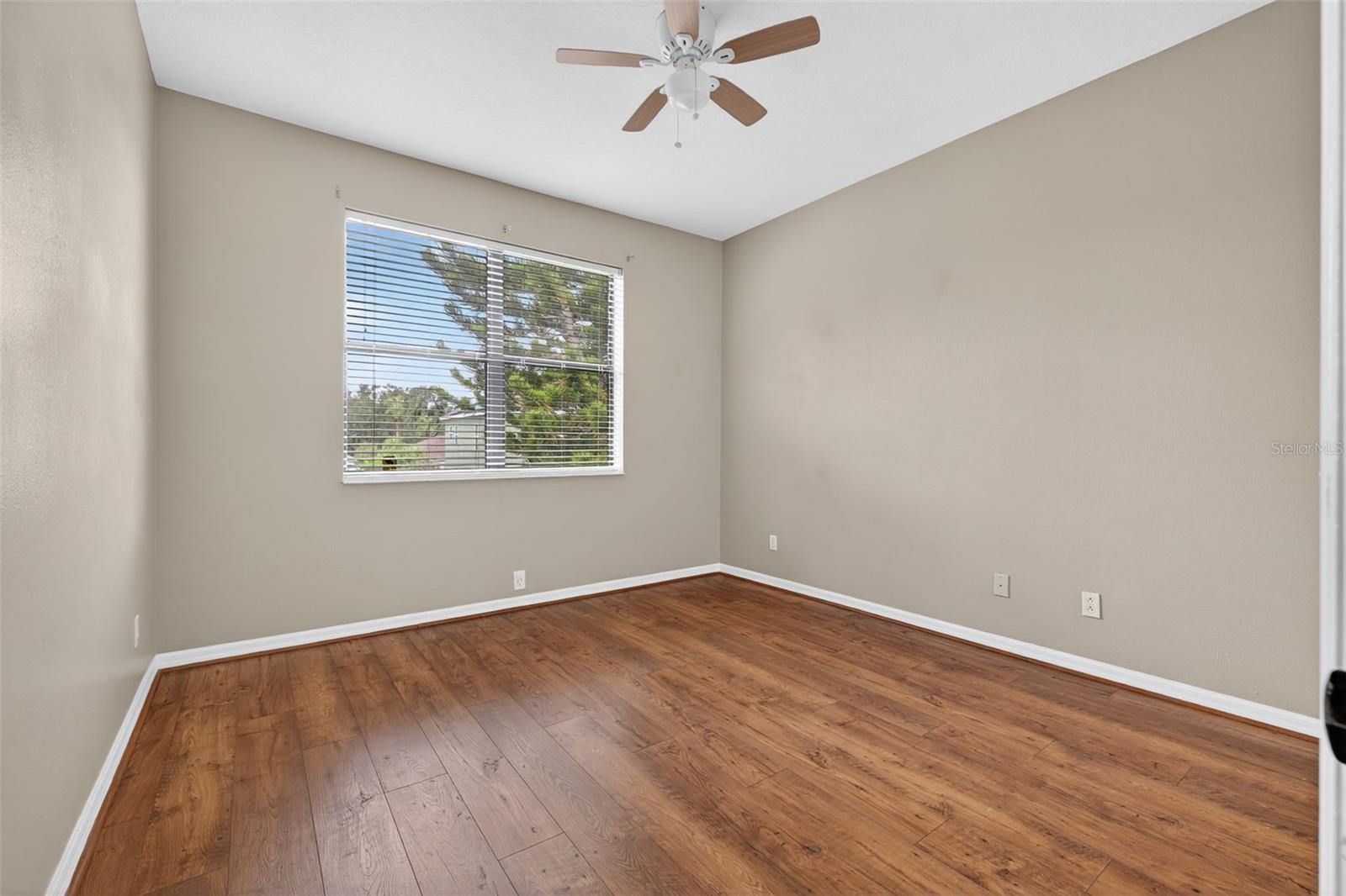 Image 9 of 24 For 7019 43rd Avenue E