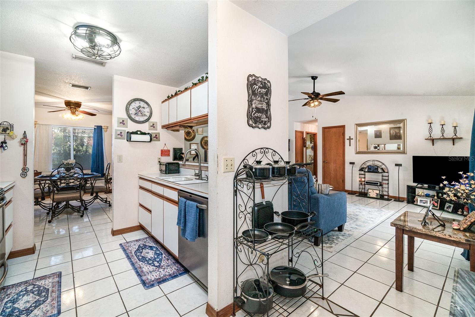 Image 10 of 27 For 12622 Eryn Boulevard