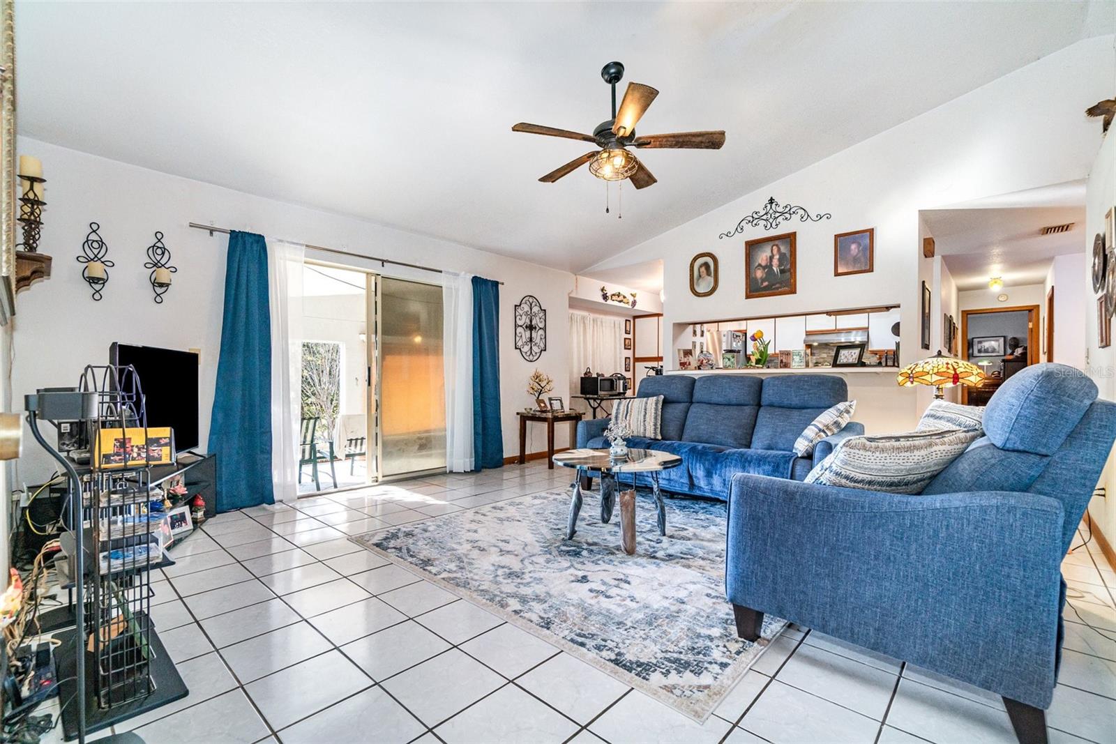 Image 13 of 27 For 12622 Eryn Boulevard