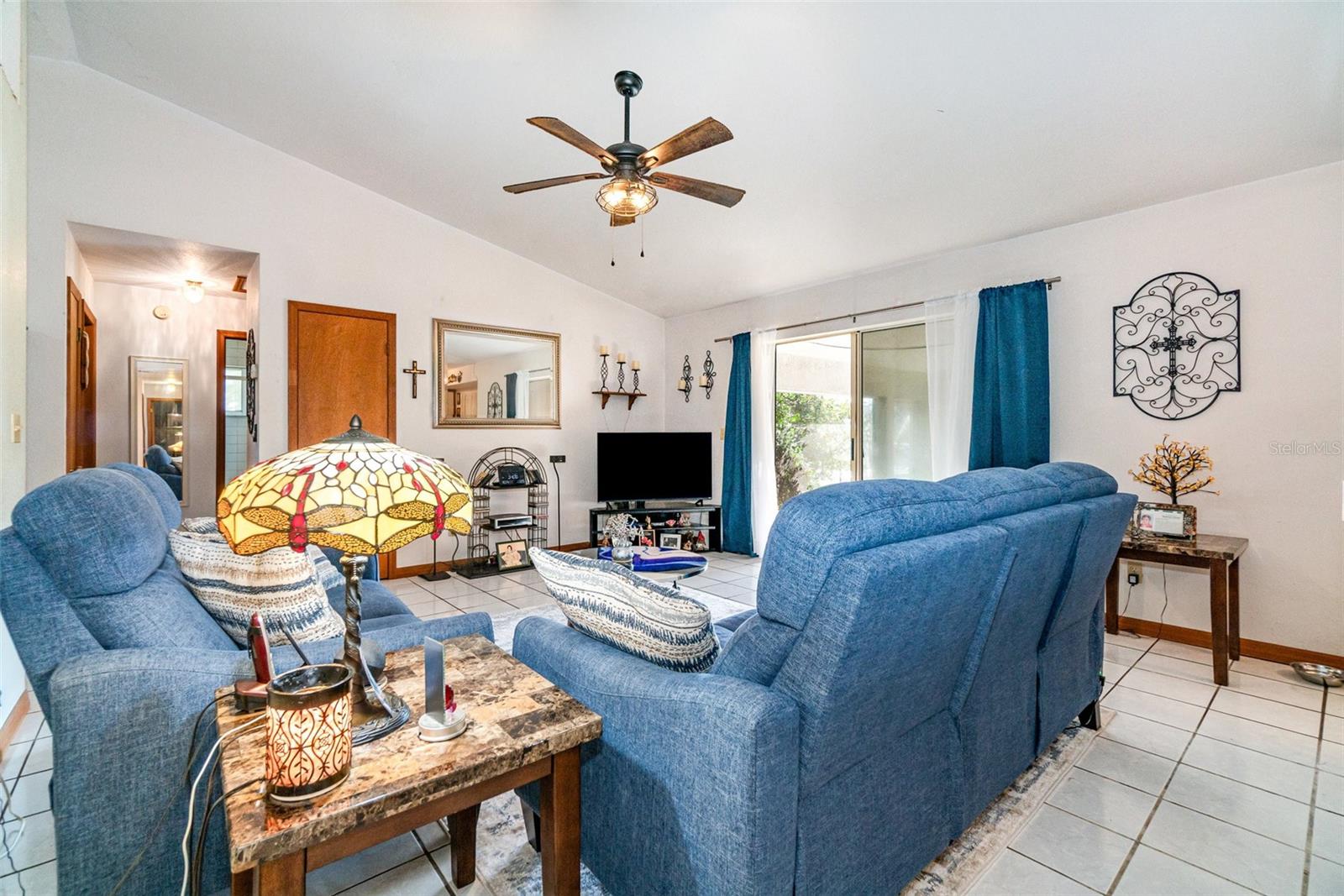 Image 14 of 27 For 12622 Eryn Boulevard