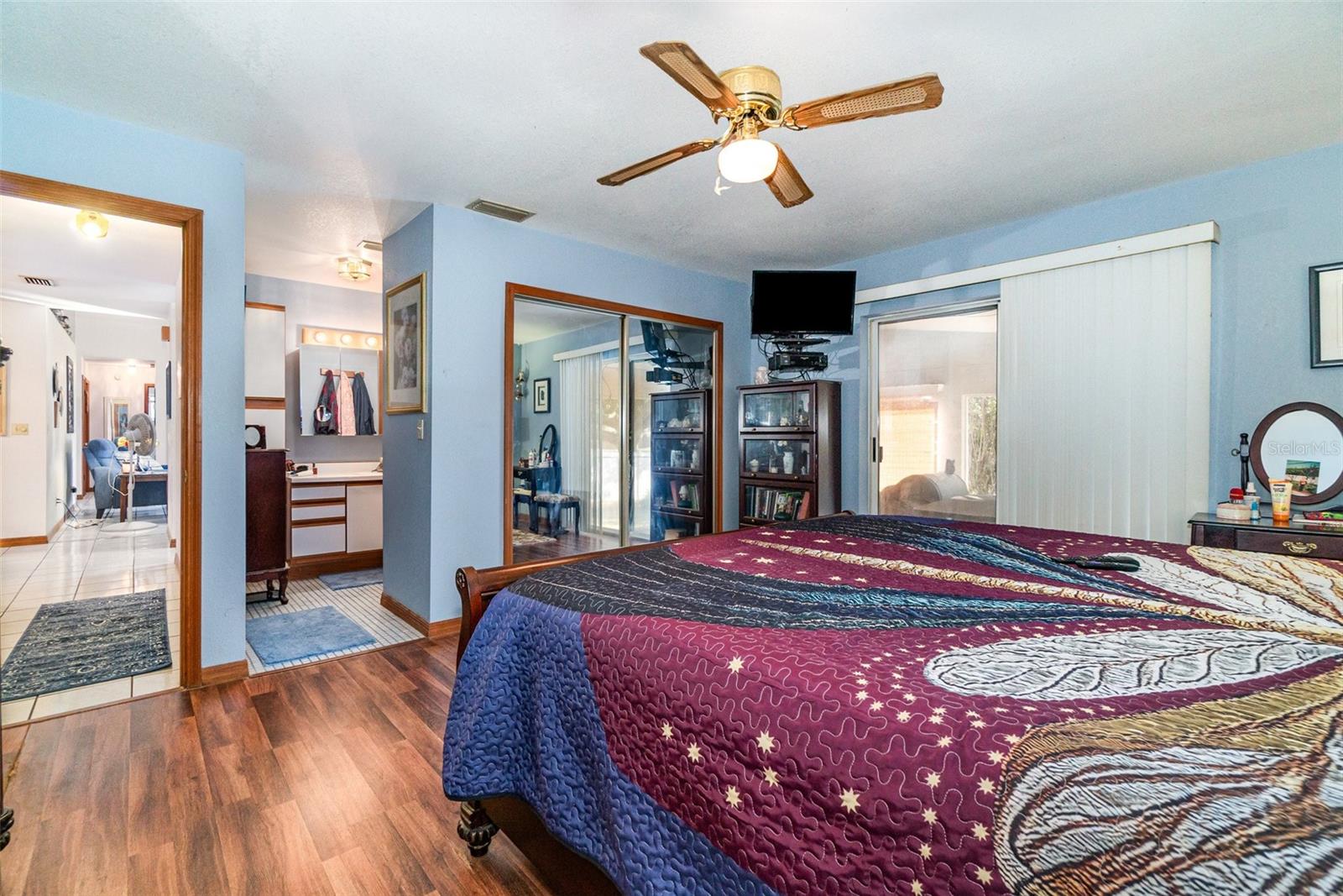 Image 17 of 27 For 12622 Eryn Boulevard