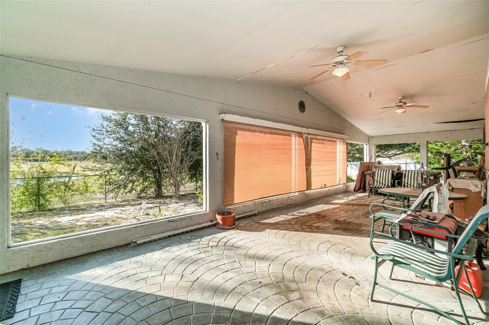 Image 22 of 27 For 12622 Eryn Boulevard