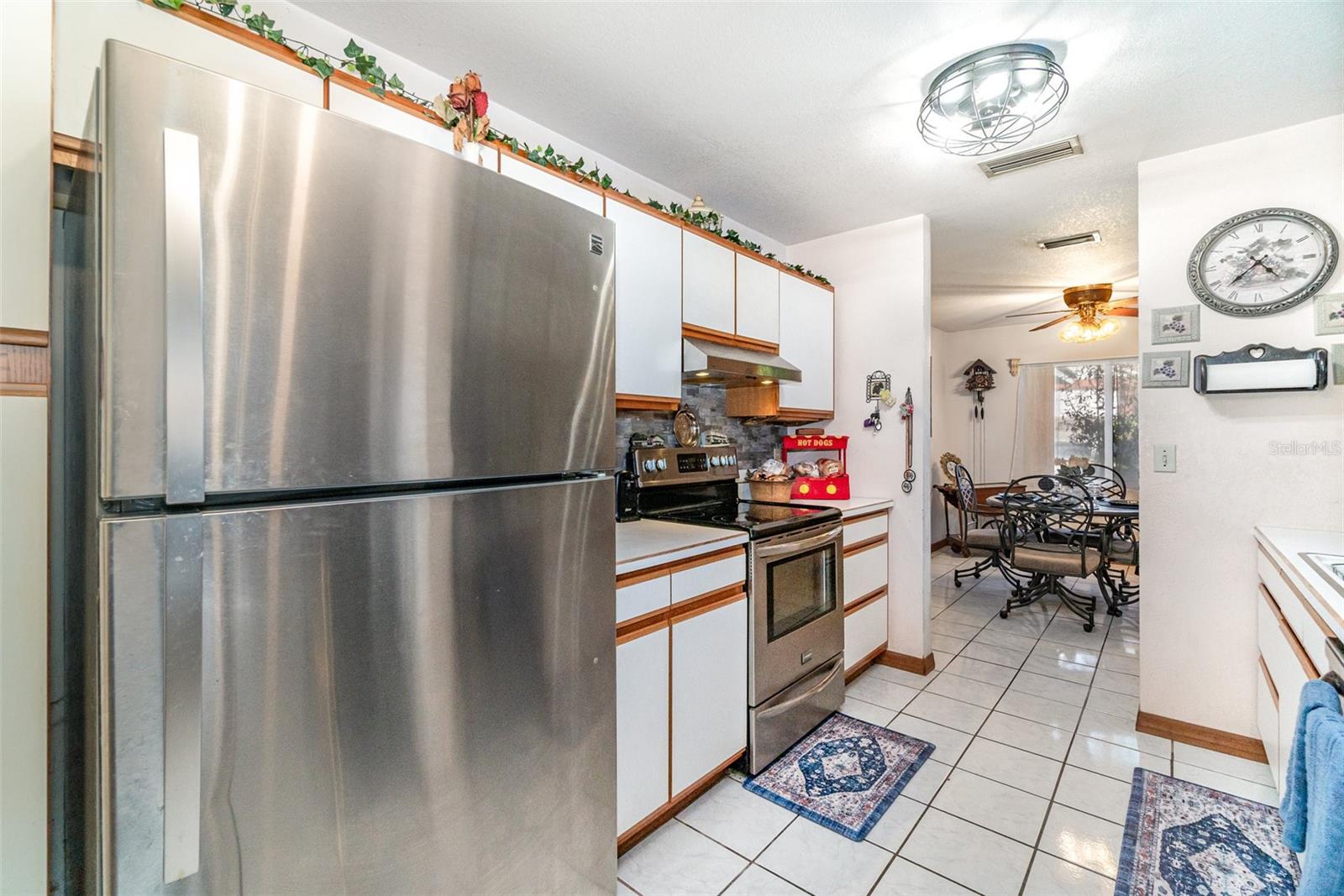 Image 9 of 27 For 12622 Eryn Boulevard