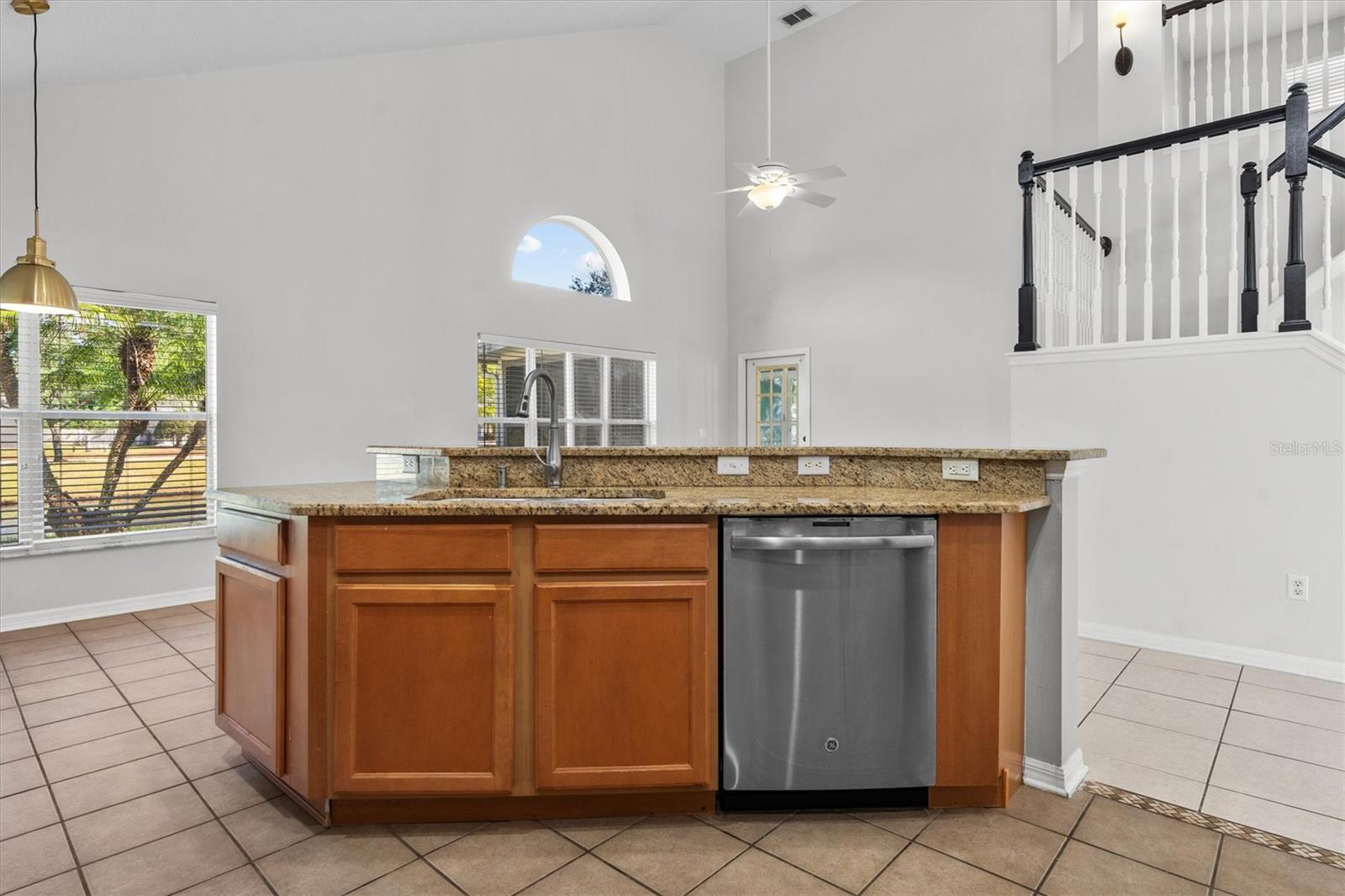 Image 22 of 70 For 13285 Early Frost Circle