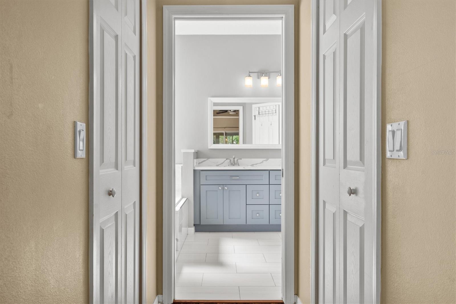 Image 28 of 70 For 13285 Early Frost Circle