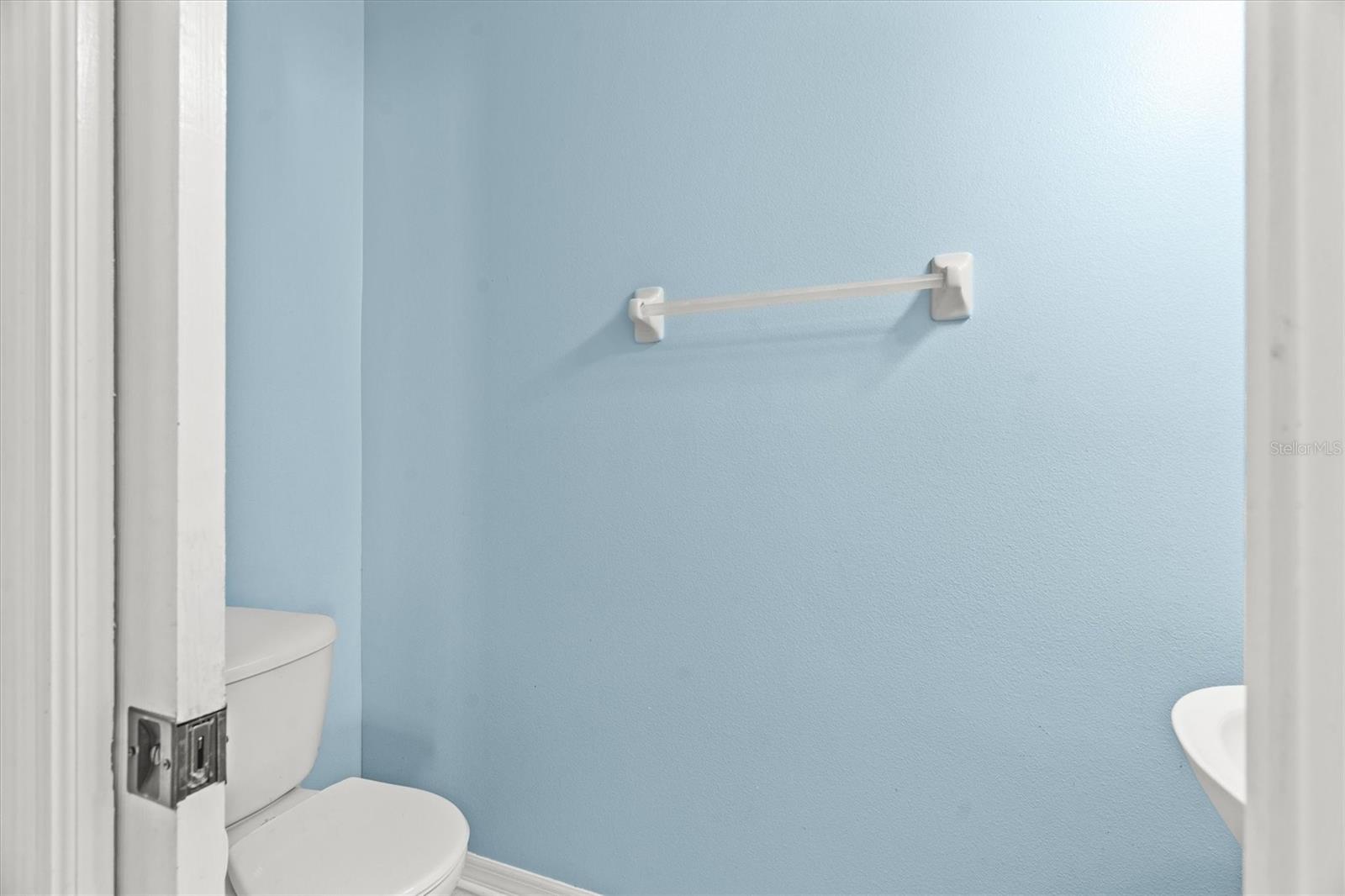 Image 31 of 70 For 13285 Early Frost Circle