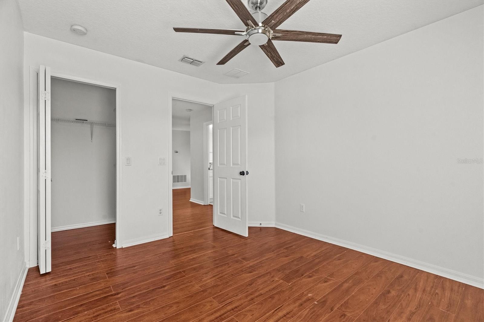 Image 36 of 70 For 13285 Early Frost Circle