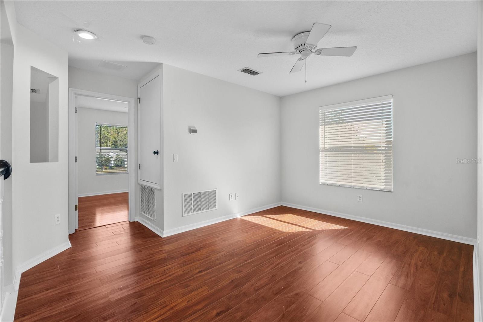 Image 40 of 70 For 13285 Early Frost Circle