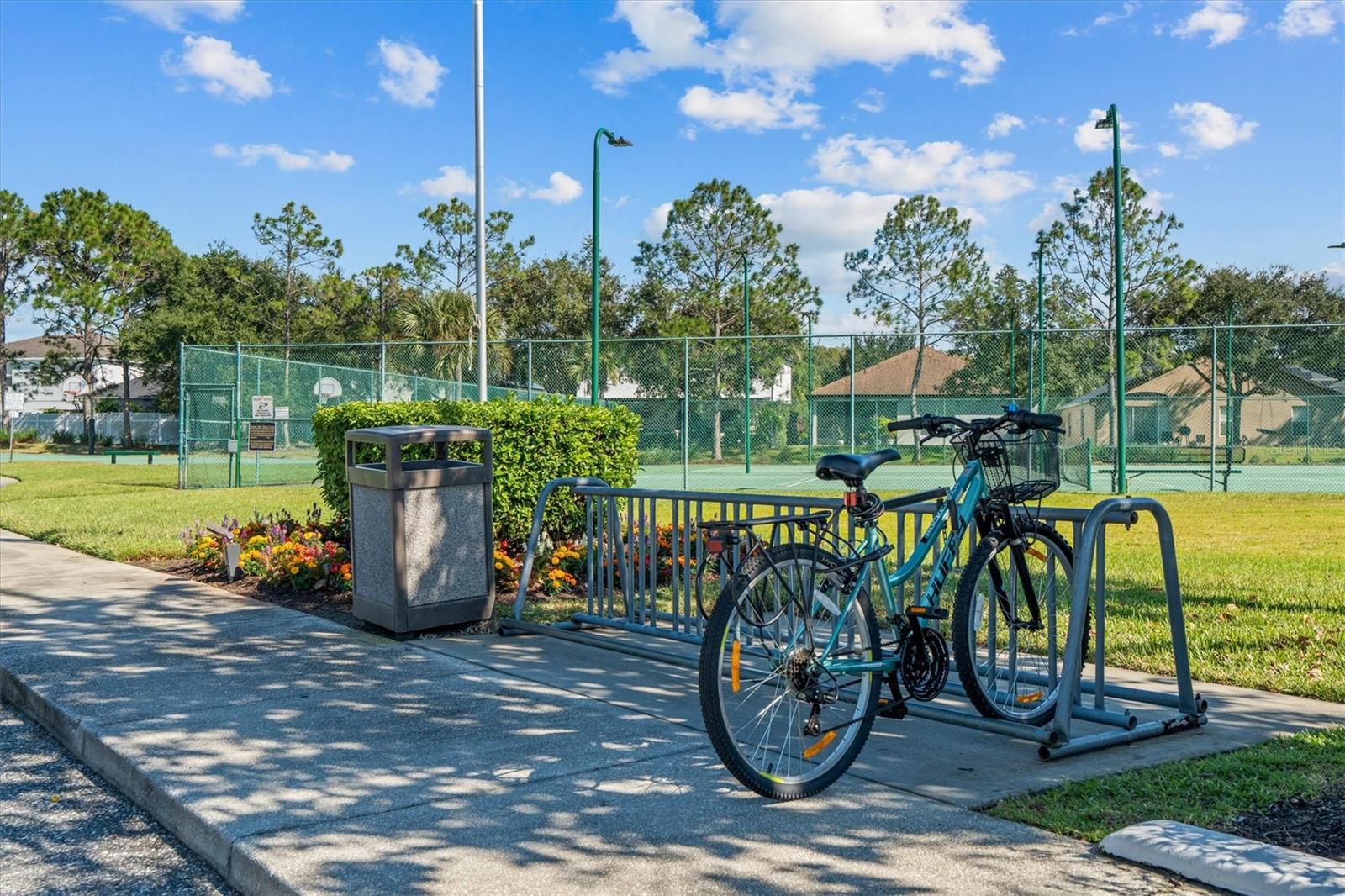 Image 61 of 70 For 13285 Early Frost Circle