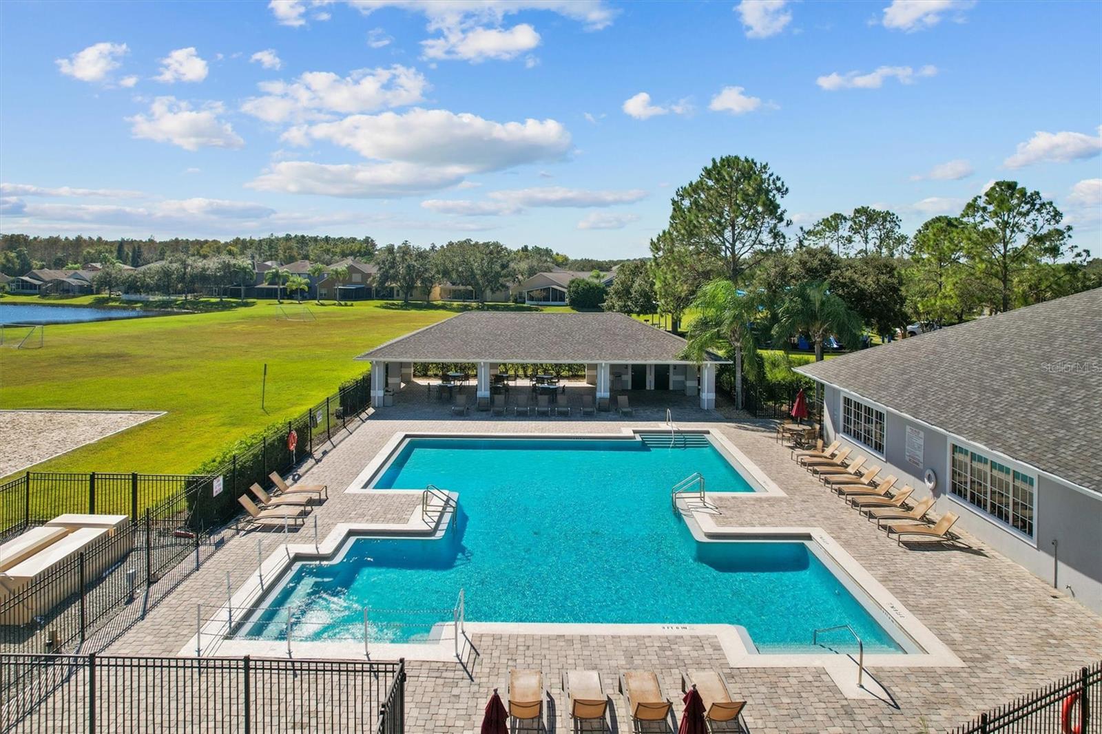 Image 63 of 70 For 13285 Early Frost Circle