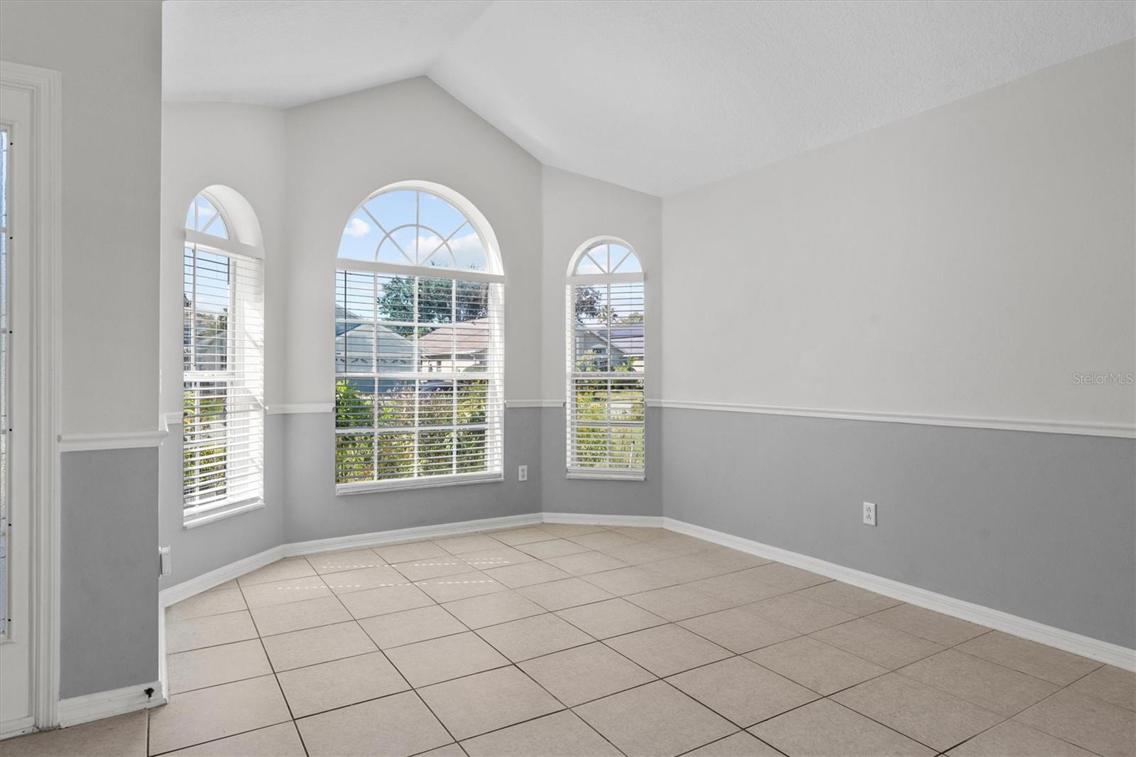 Image 8 of 70 For 13285 Early Frost Circle