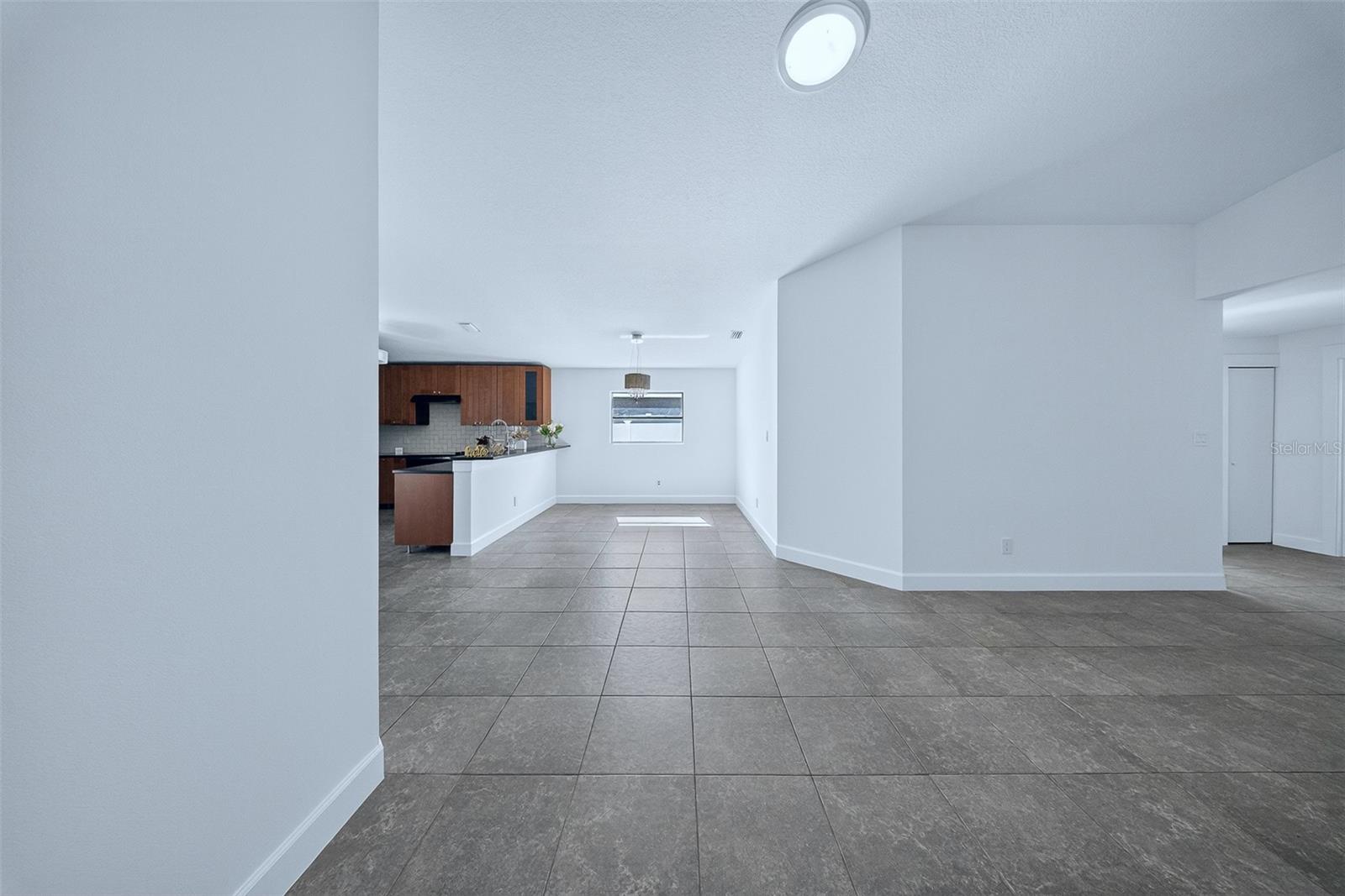 Image 21 of 57 For 301 Hound Run Place