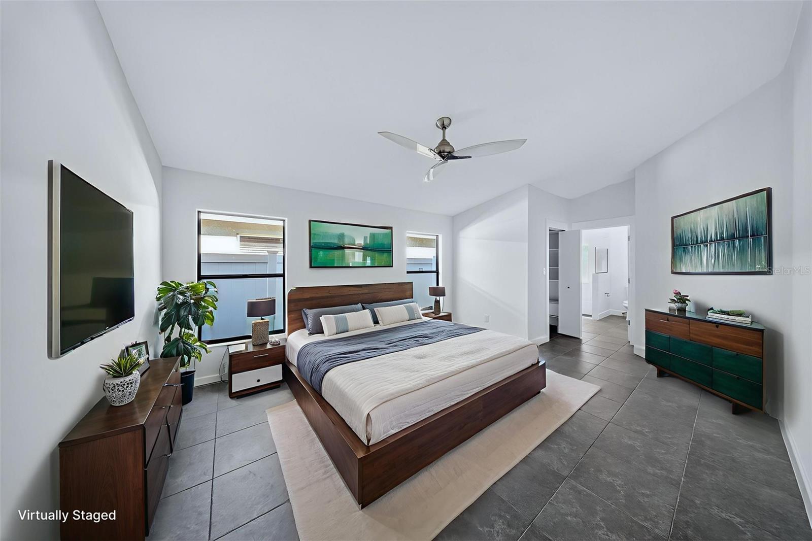 Image 28 of 57 For 301 Hound Run Place