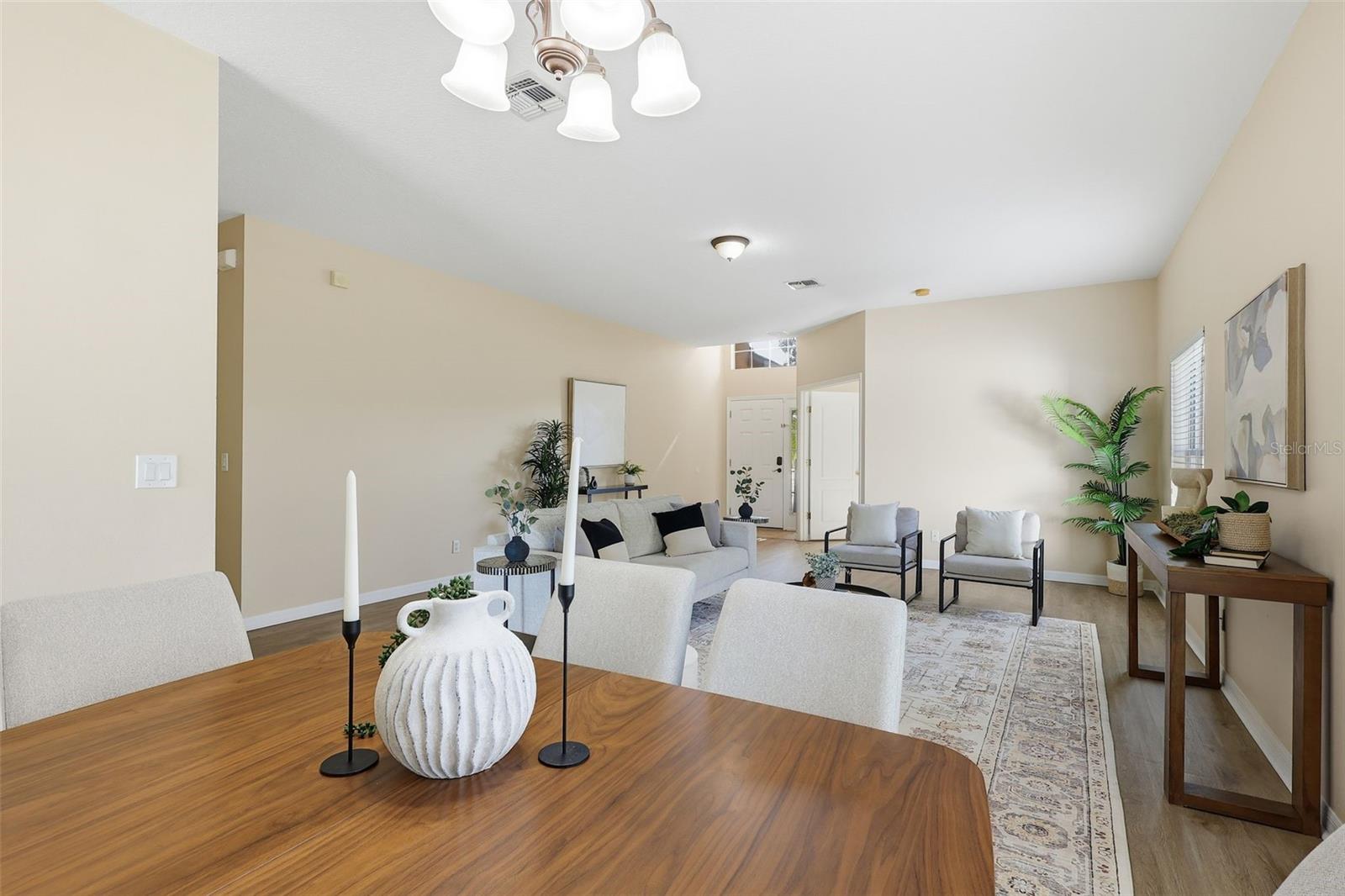 Image 14 of 52 For 2275 Victoria Falls Drive