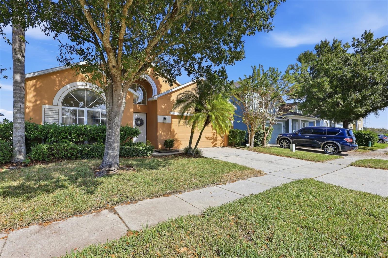 Image 37 of 52 For 2275 Victoria Falls Drive