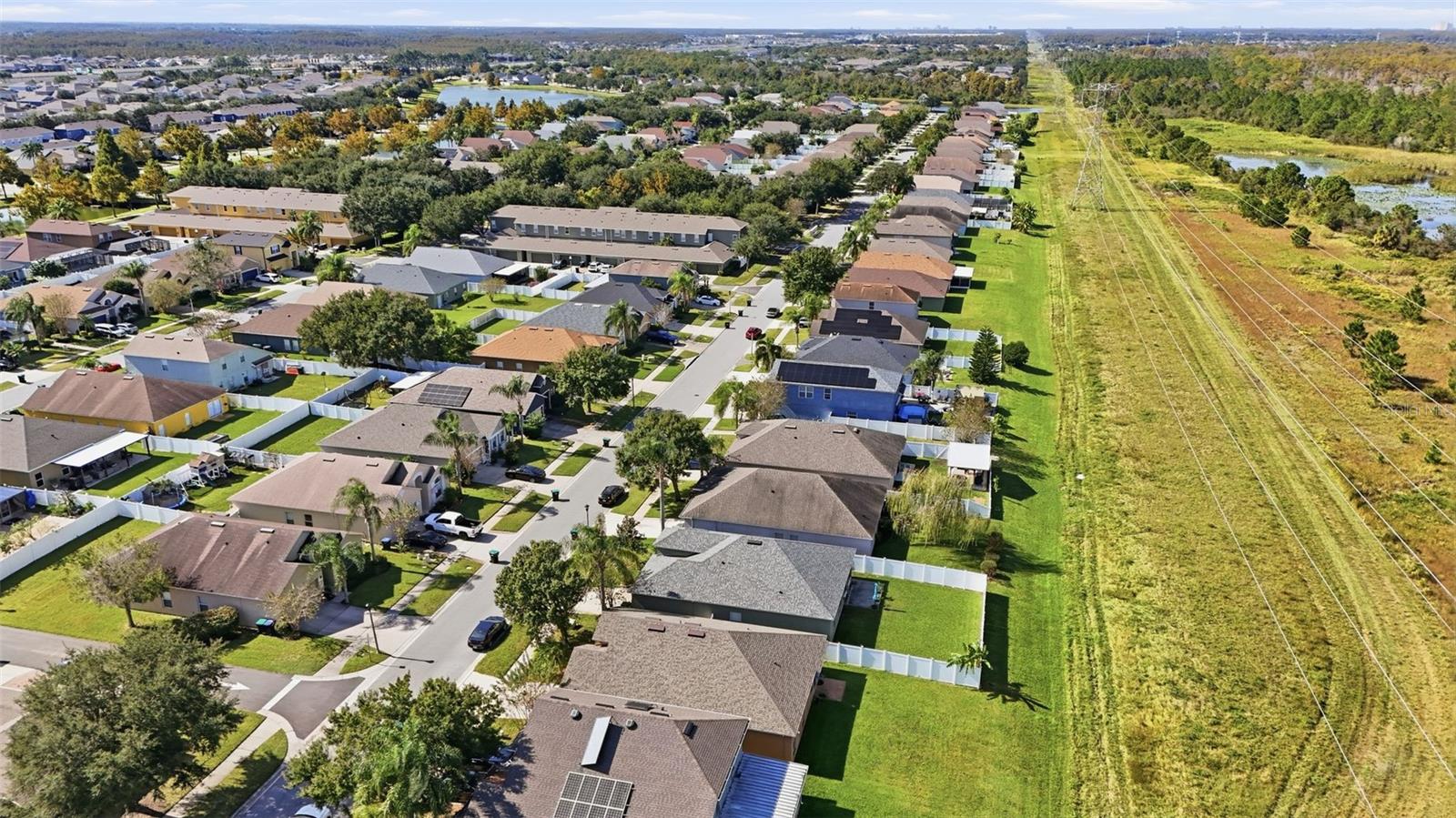 Image 42 of 52 For 2275 Victoria Falls Drive