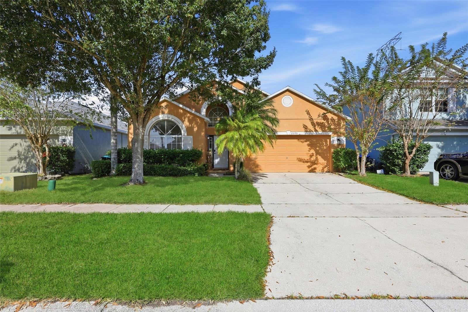 Image 5 of 52 For 2275 Victoria Falls Drive