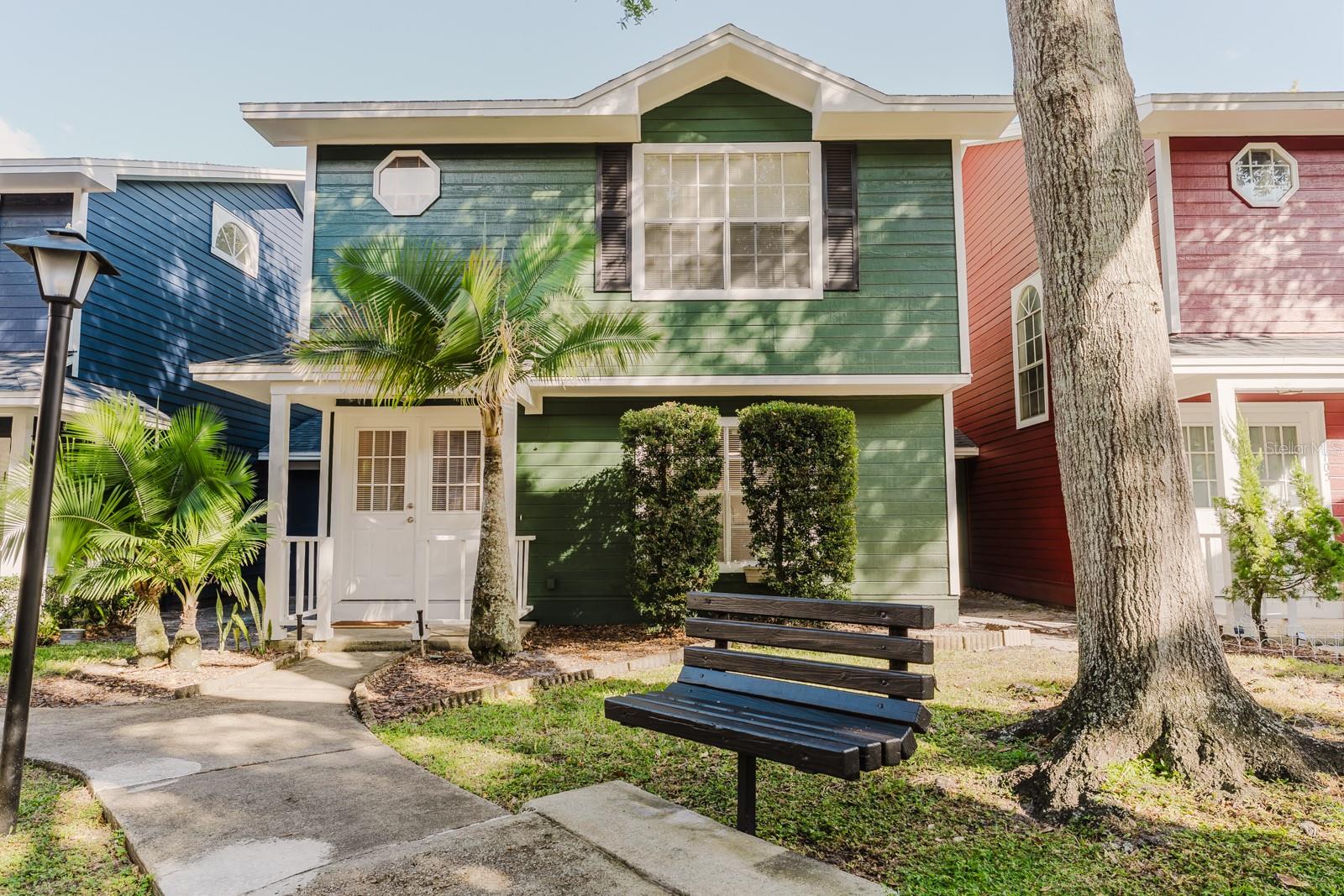 Image 2 of 26 For 5990 Scotchwood Glen 104