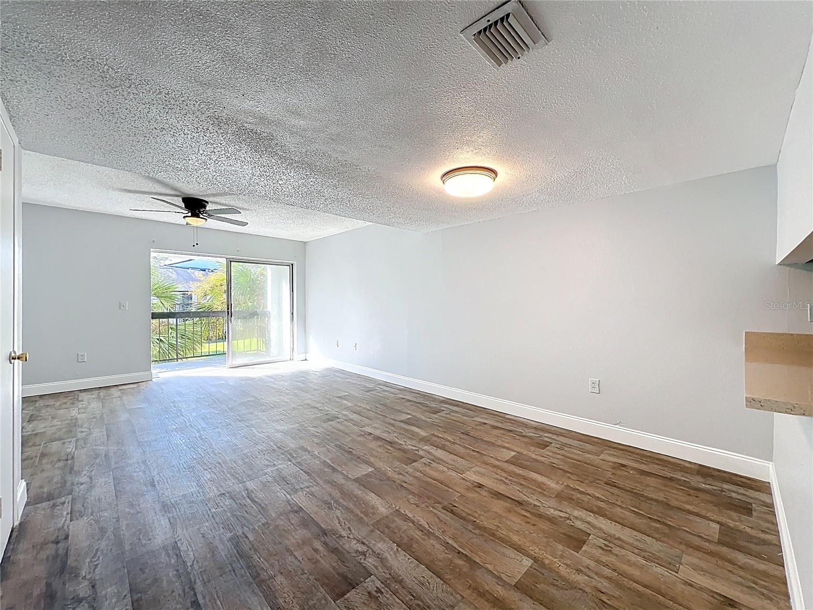 Image 16 of 50 For 4117 Semoran Boulevard 14