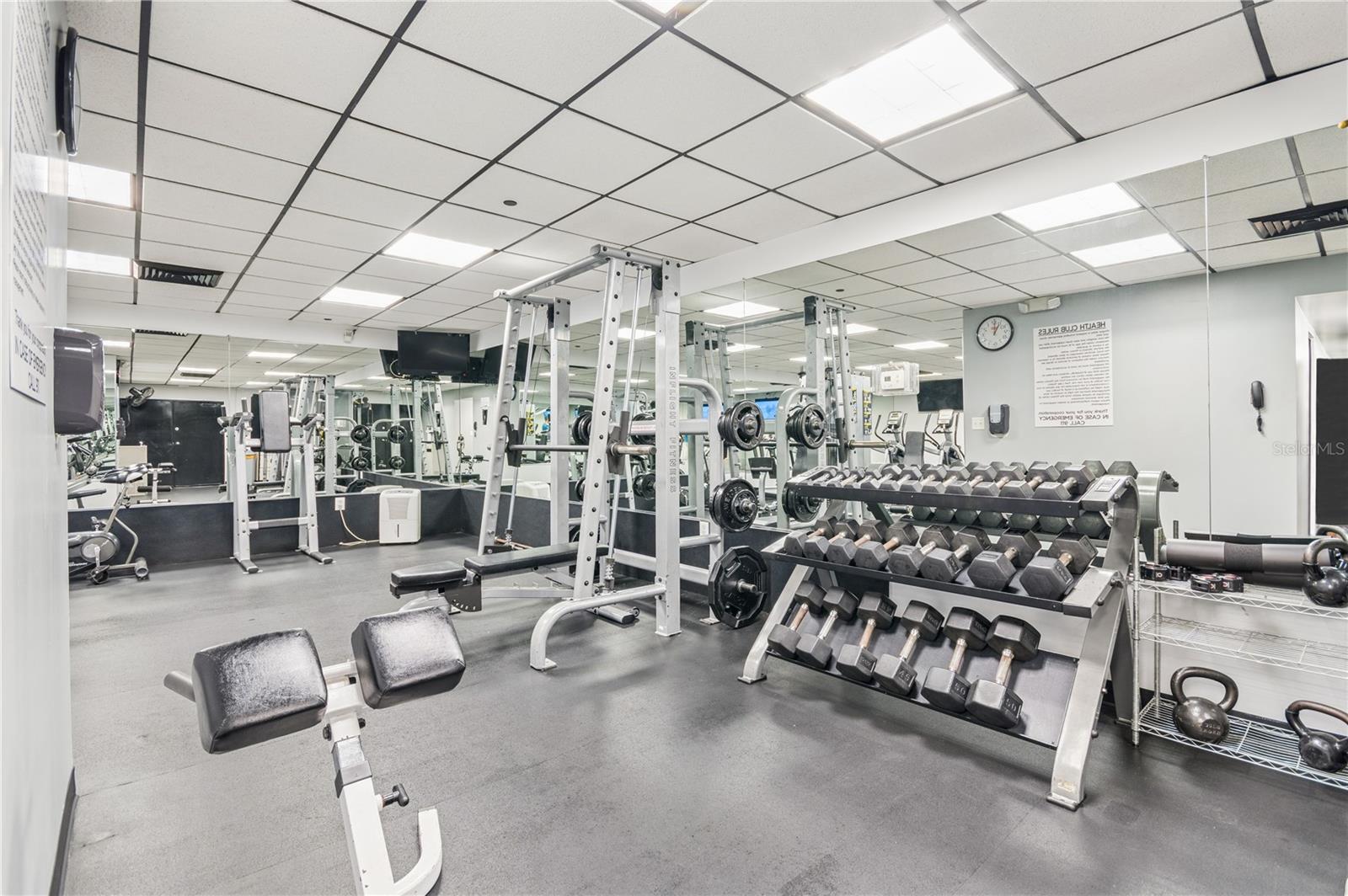 Image 27 of 32 For 400 Colonial Drive 602