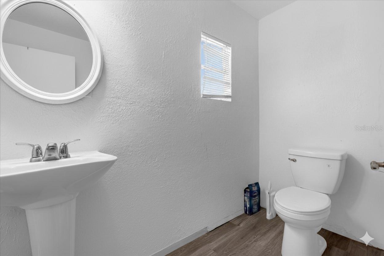 Image 11 of 19 For 2413 Marlboro Street