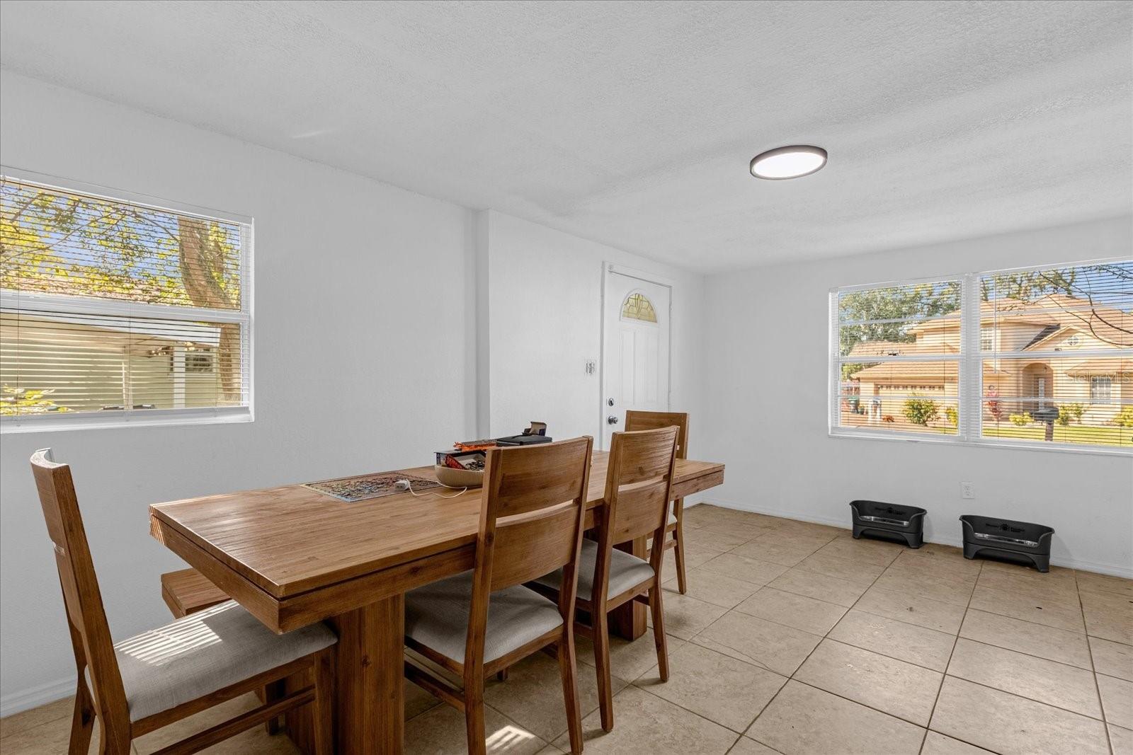 Image 5 of 19 For 2413 Marlboro Street