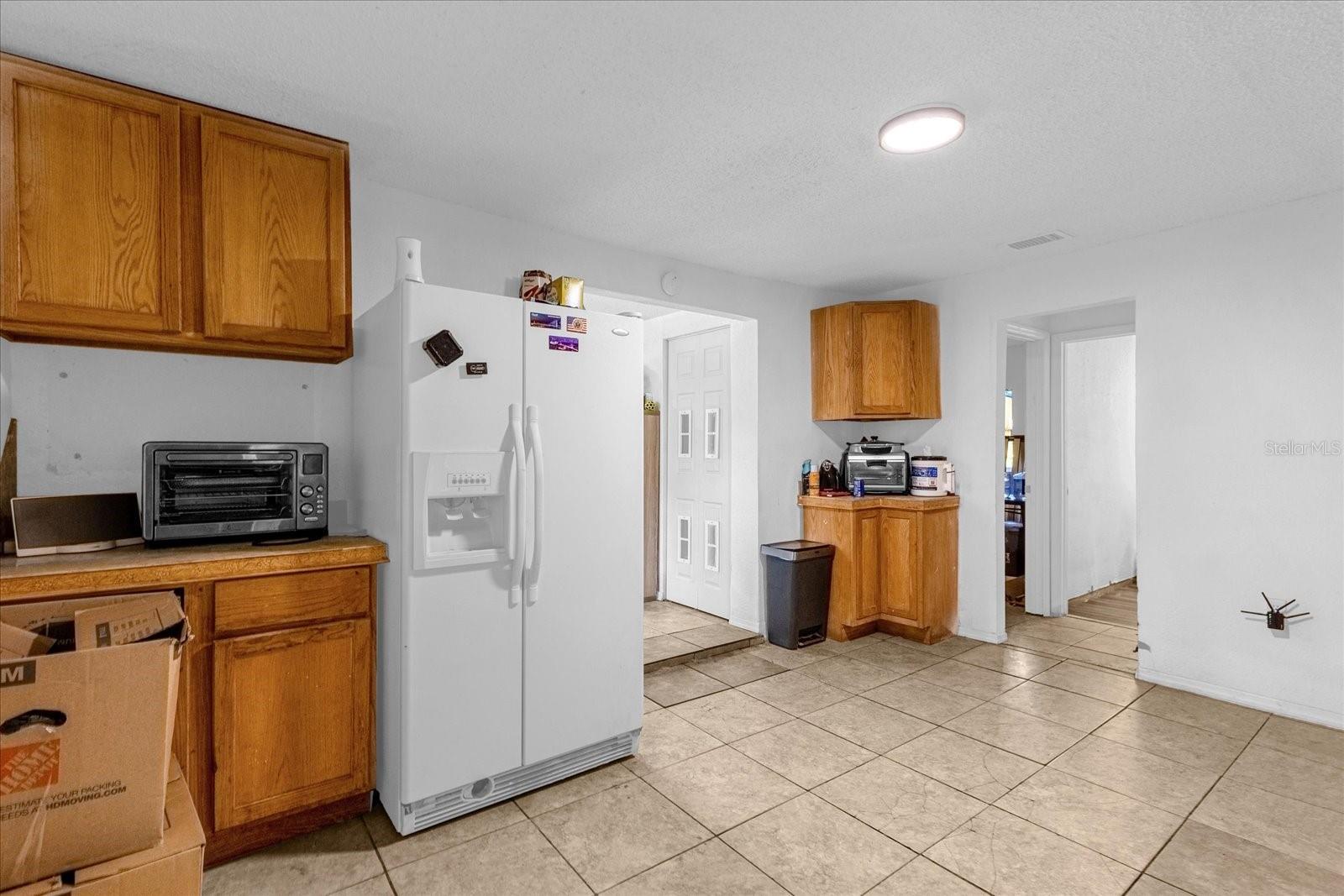 Image 7 of 19 For 2413 Marlboro Street